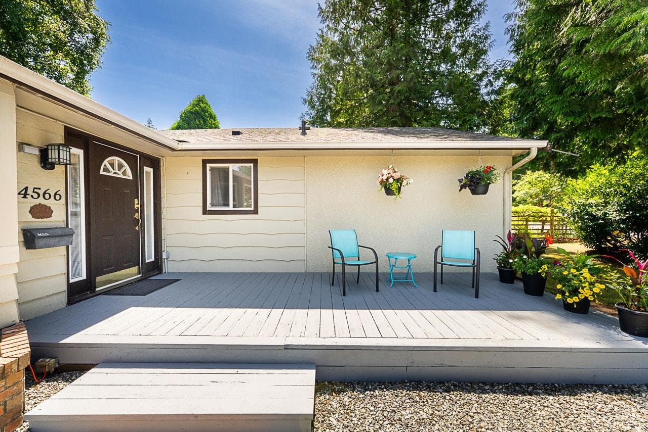 4566 206a Street, Langley, V3A 2C8 — photo 4