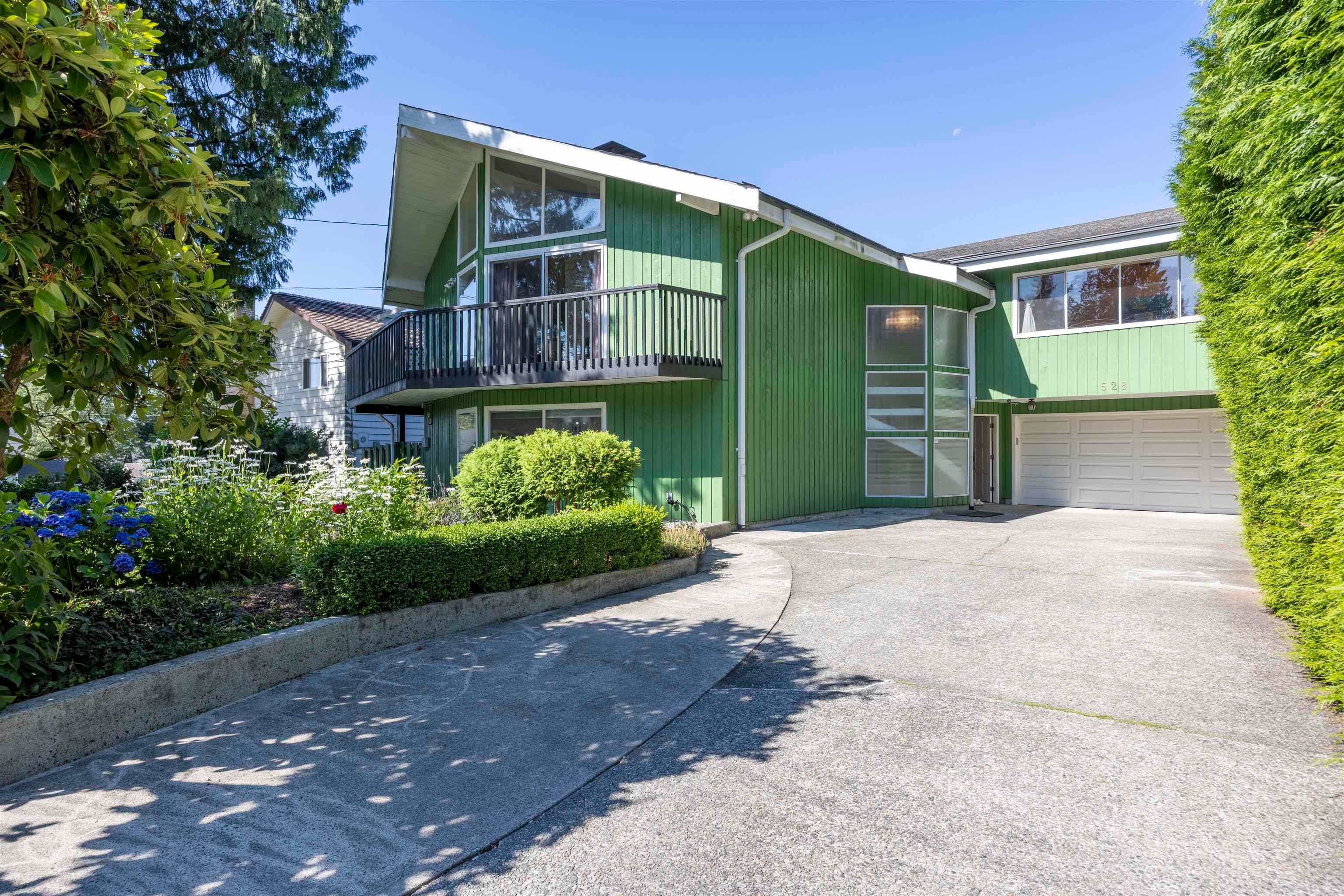 528 Ascot Street, Coquitlam, V3J 6H6 — photo 2