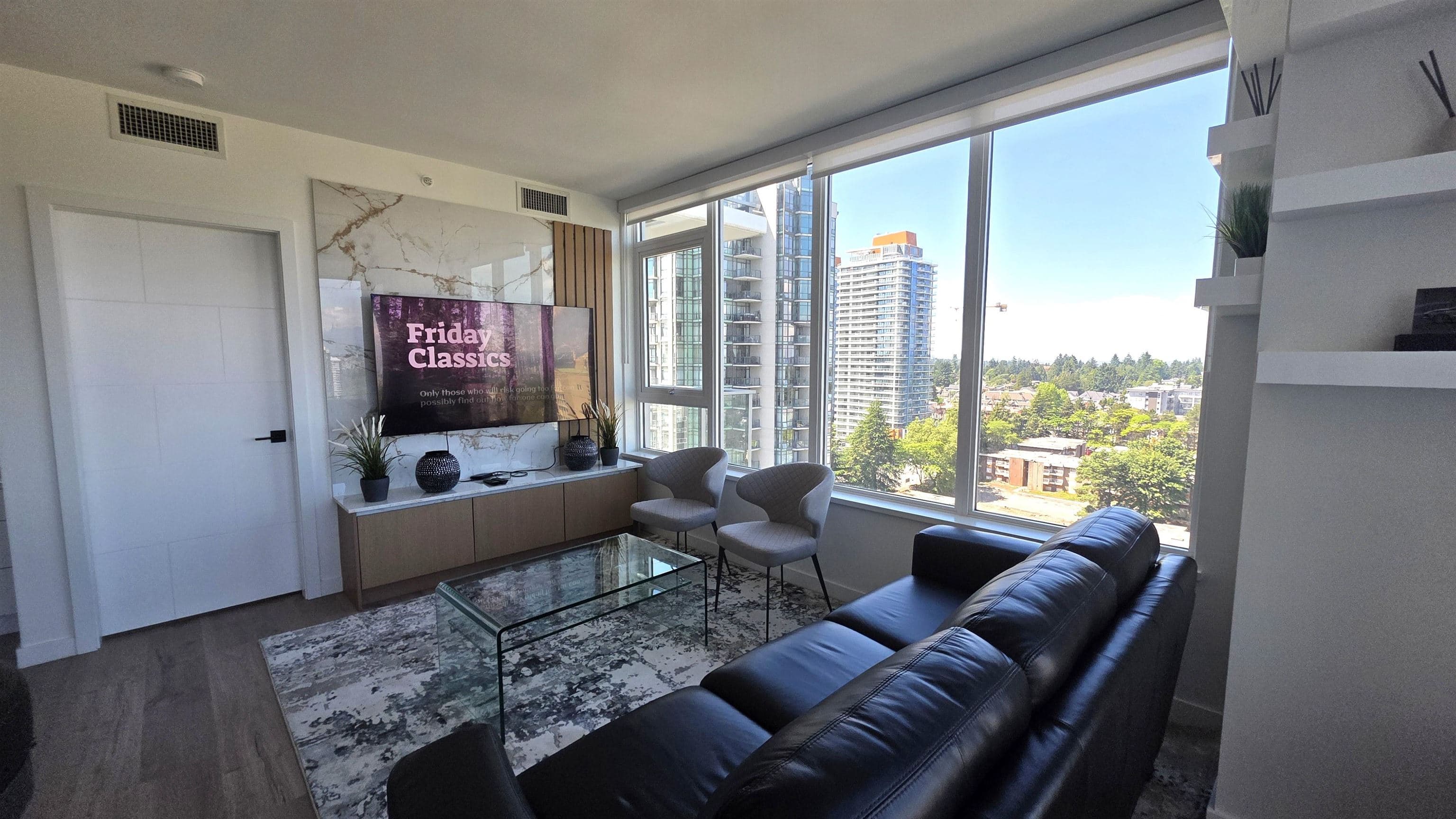 1602 - 10448 University Drive, Surrey, V3T 0S7 — photo 2