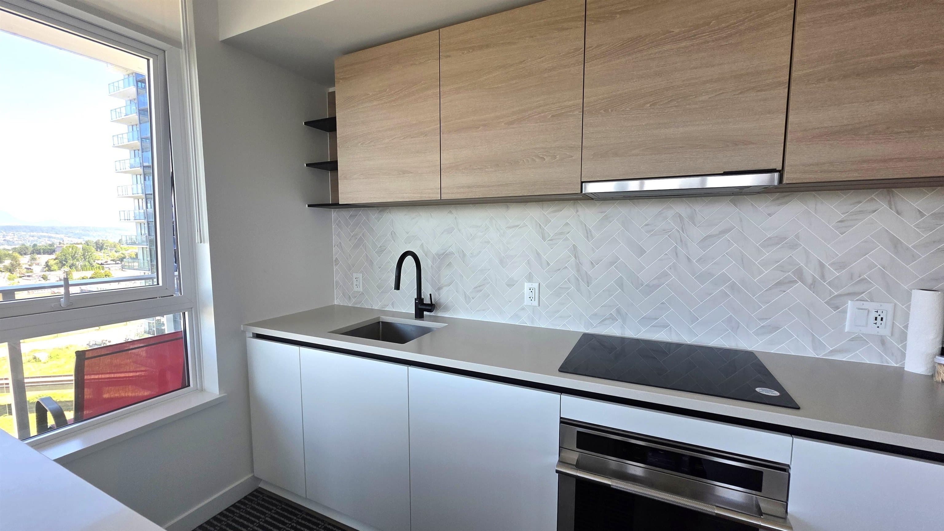 1602 - 10448 University Drive, Surrey, V3T 0S7 — photo 5