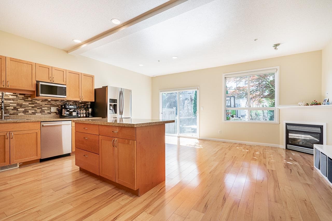 70 - 3127 Skeena Street, Port Coquitlam, V3B 8G5 — photo 3