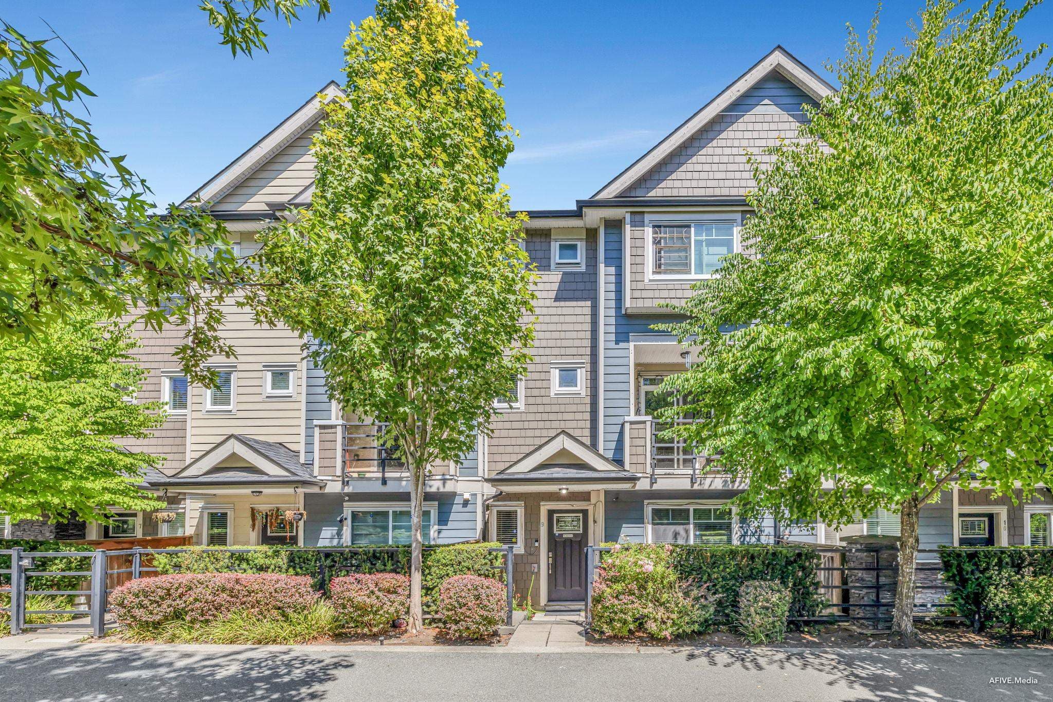 9 - 14285 64 Avenue, Surrey, V3W 1Z2 — photo 2