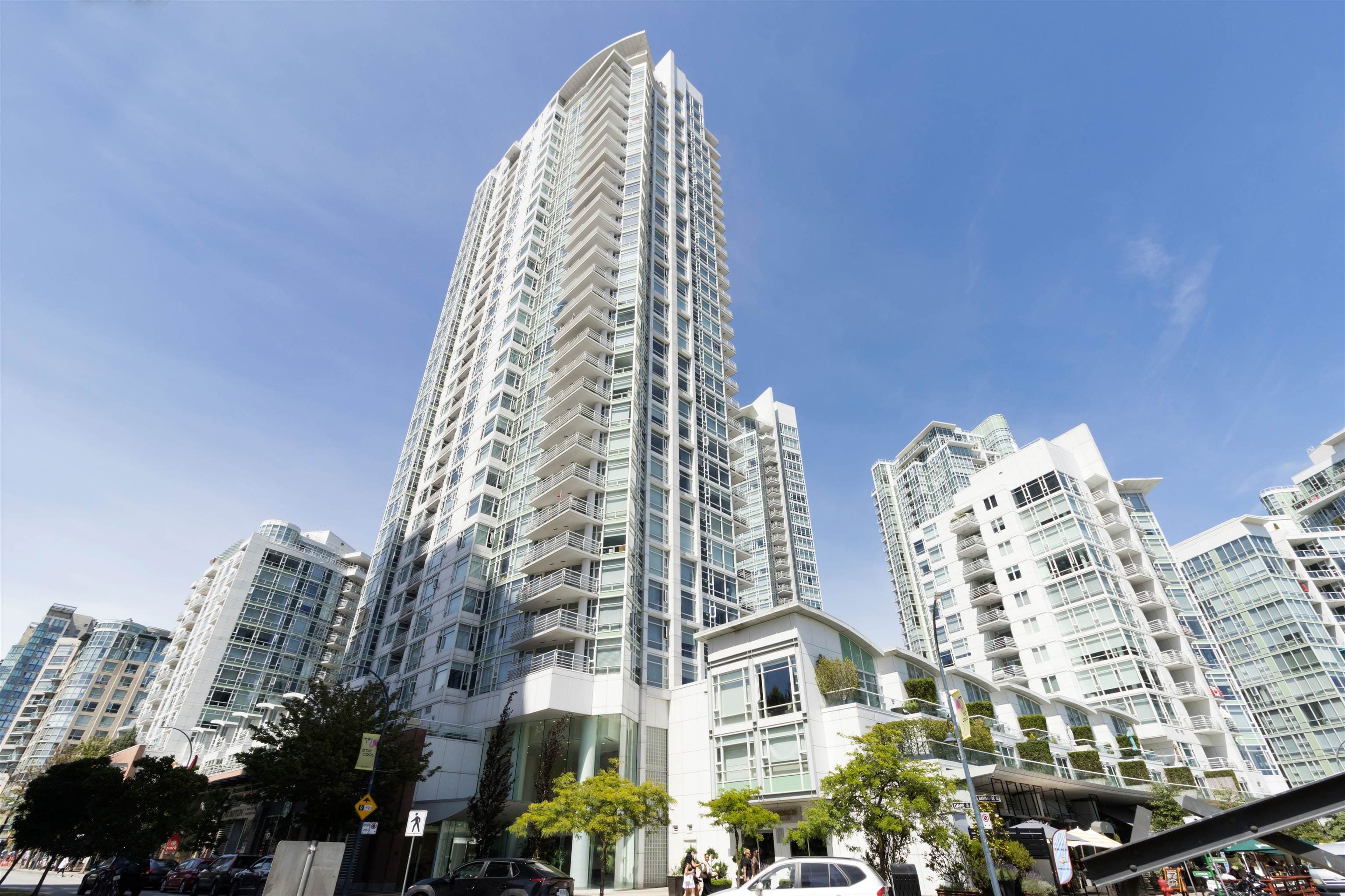 1702 - 1199 Marinaside Crescent, Vancouver, V6Z 2Y2 — photo 5