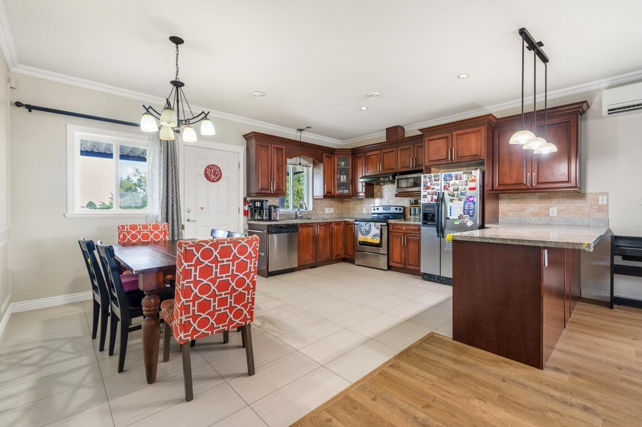 4526 Inman Avenue, Burnaby, V5G 2Y1 — photo 5