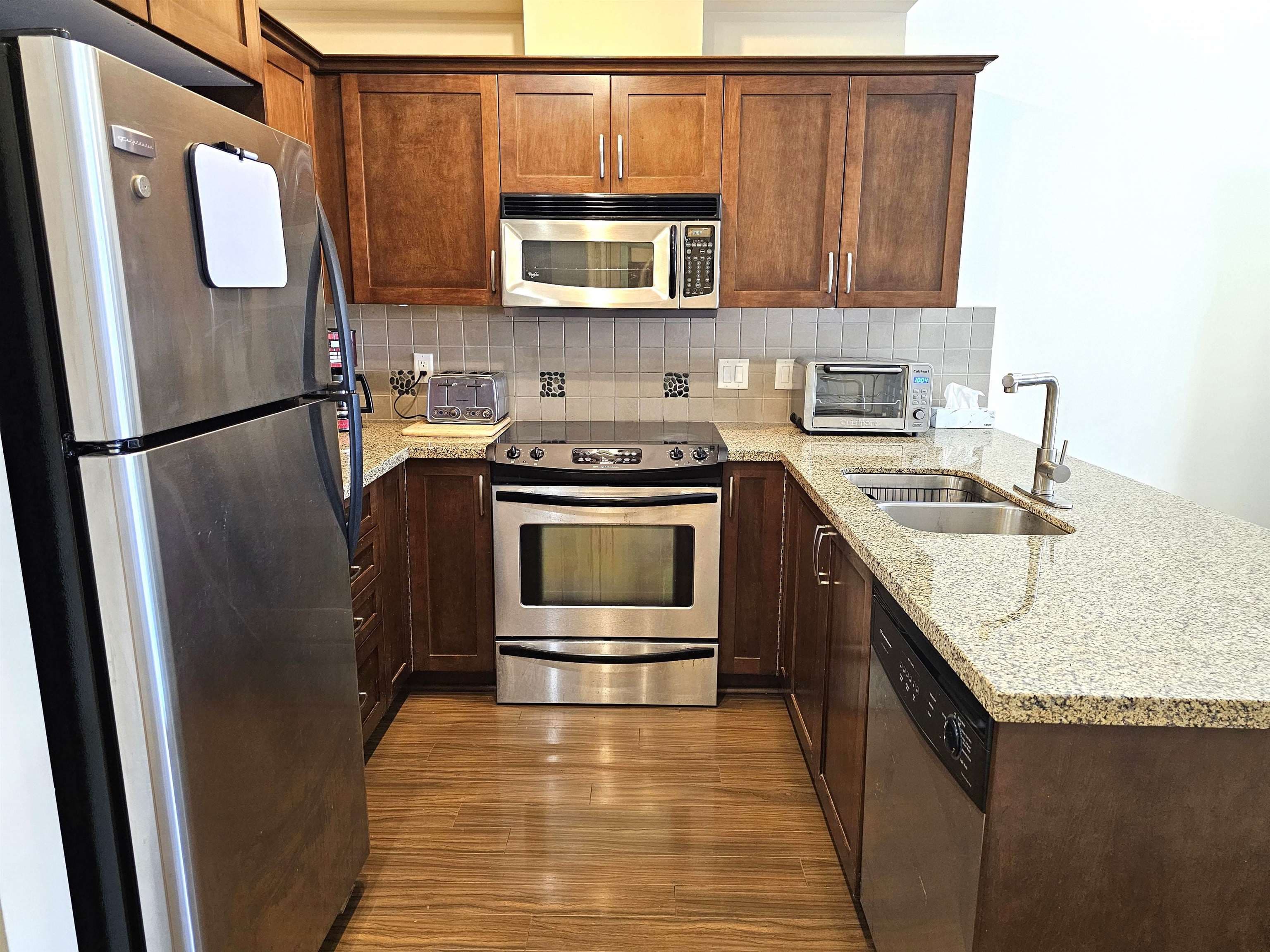 418 - 1336 Main Street, Squamish, V8B 0R2 — photo 4
