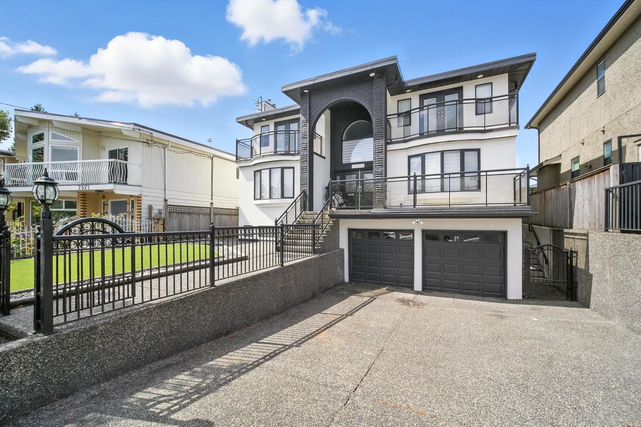 7563 1st Street, Burnaby, V3N 3T3 — photo 3