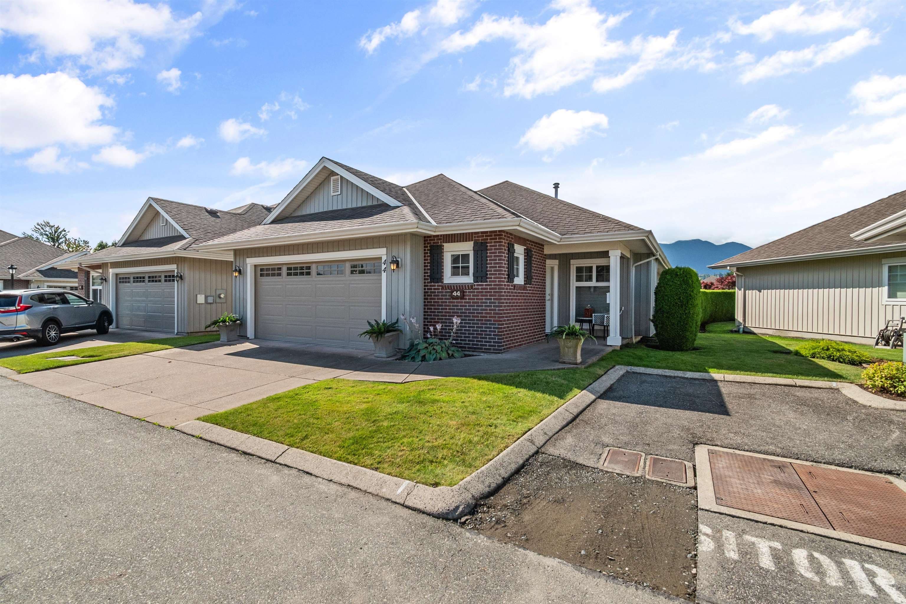 44 - 45824 Stevenson Road, Chilliwack, V2R 5W5 — photo 1