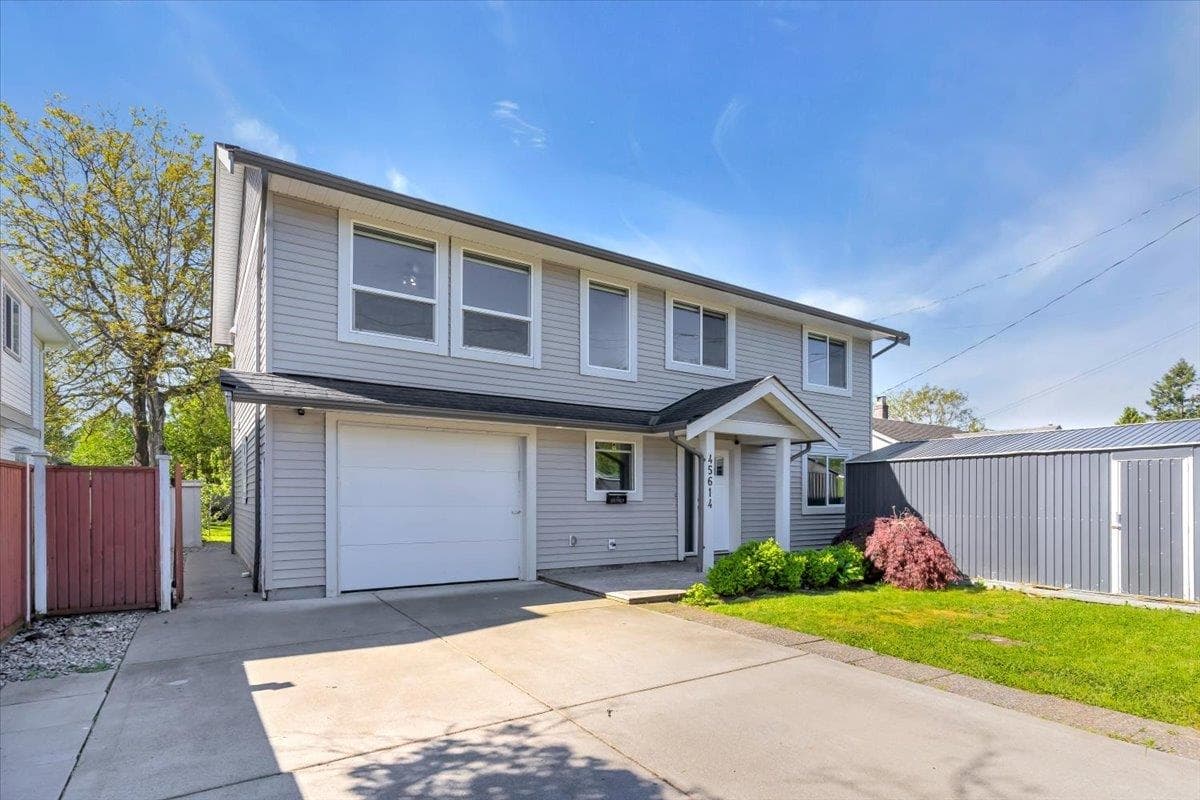 45614 Herron Avenue, Chilliwack