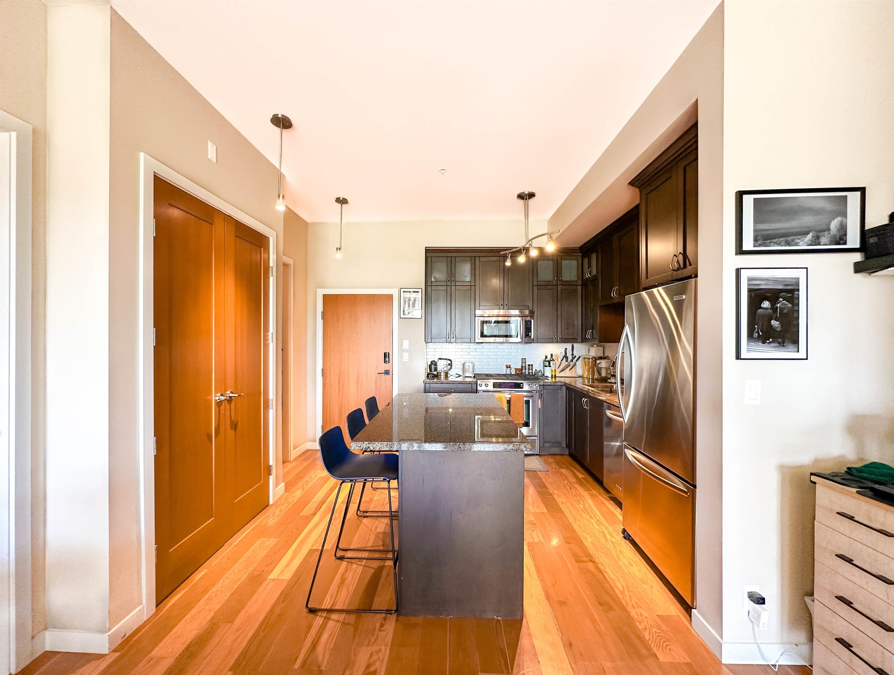 206 - 240 Salter Street, New Westminster, V3M 0C1 — photo 4