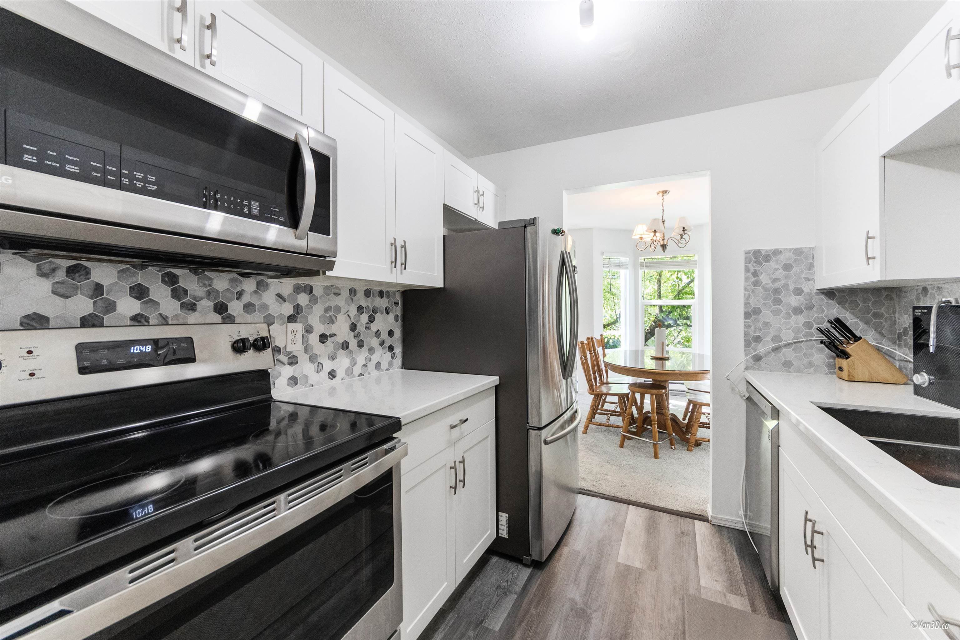 203 - 9946 151 Street, Surrey, V3R 0V5 — photo 3
