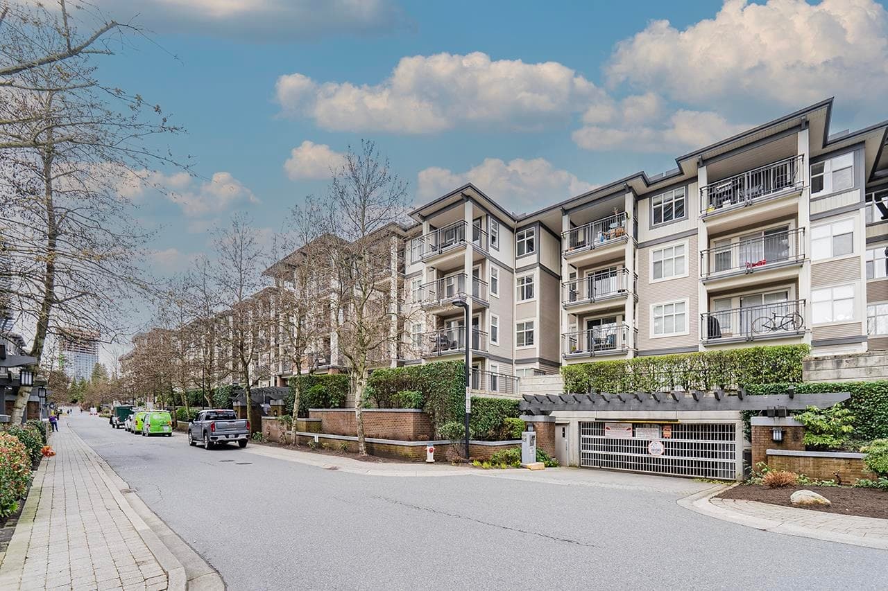 108 - 4833 Brentwood Drive, Burnaby