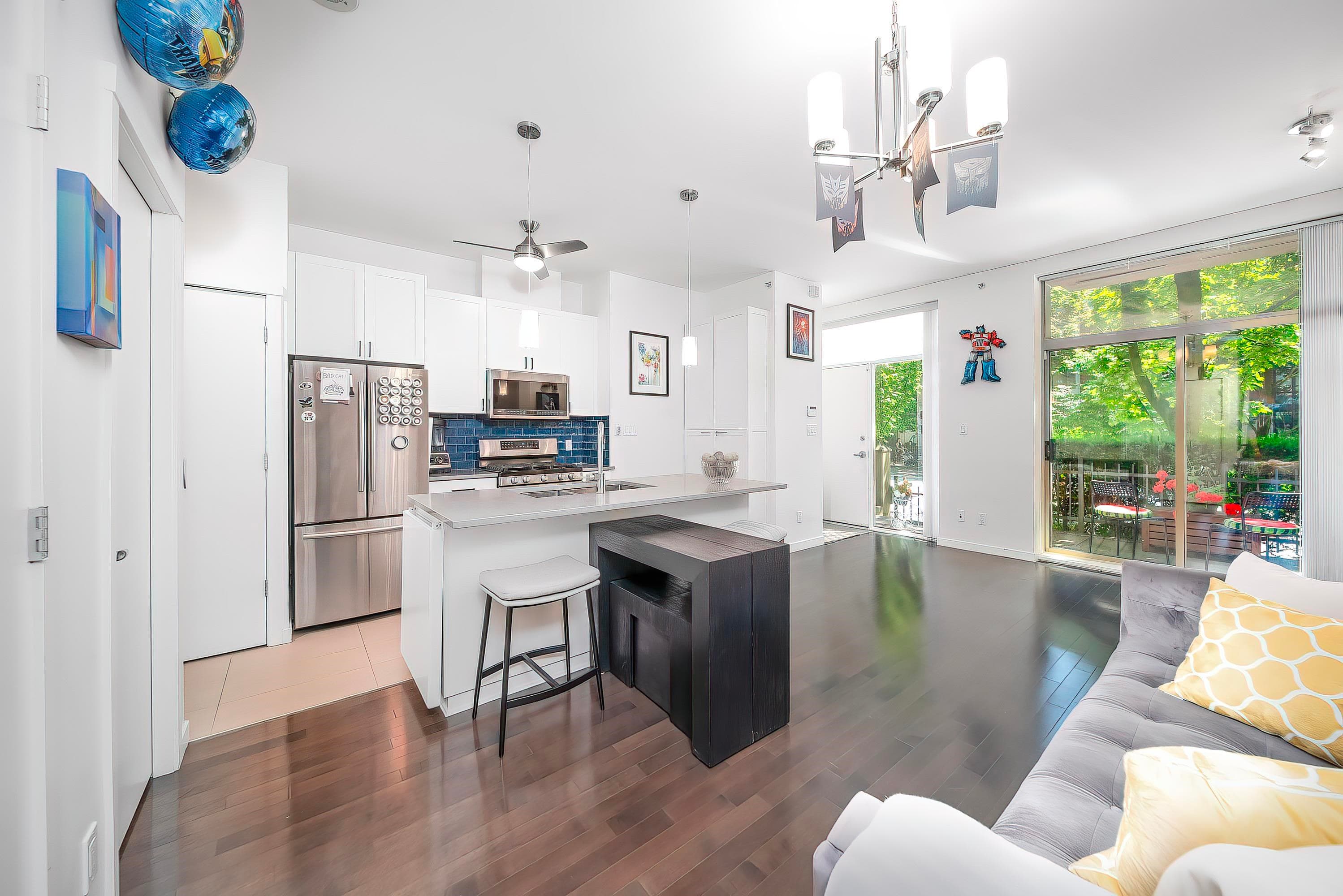 983 Richards Street, Vancouver, V6B 3B6 — photo 5
