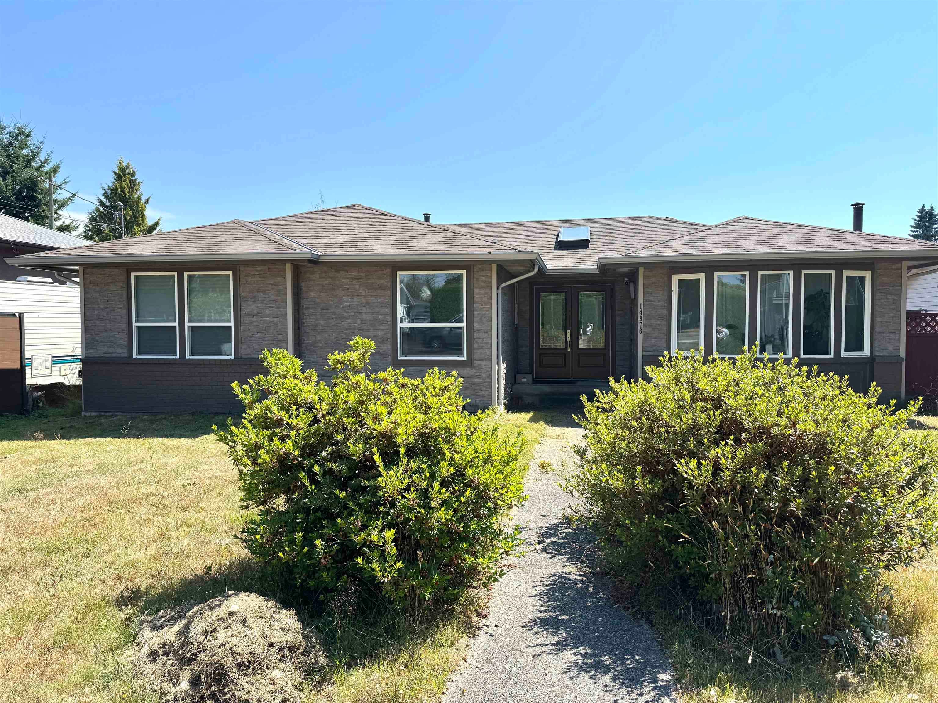 14976 96 Avenue, Surrey, V3R 1E7 — photo 1