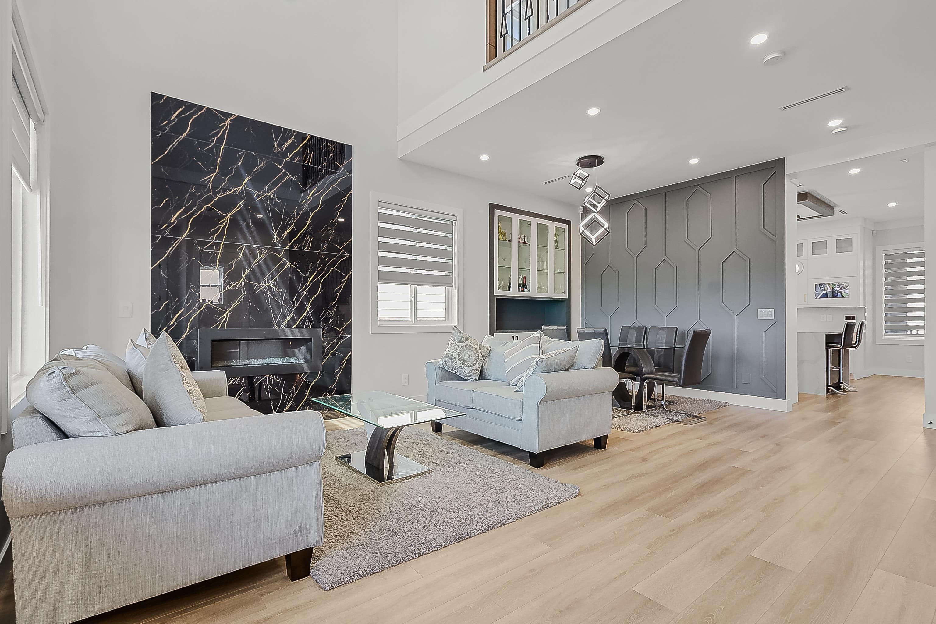 16707 15a Avenue, Surrey