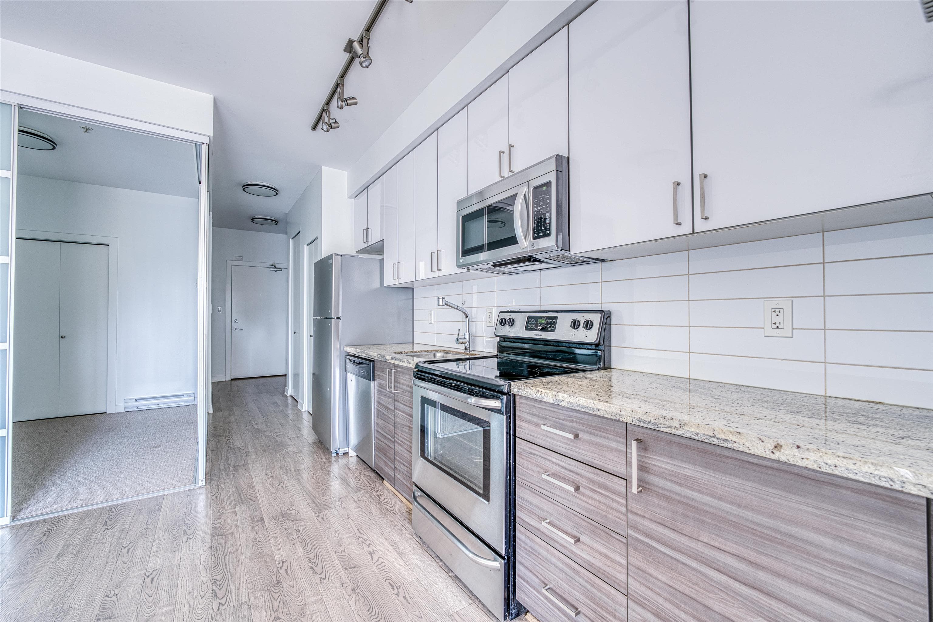 308 - 3688 Inverness Street, Vancouver, V5V 0C5 — photo 4