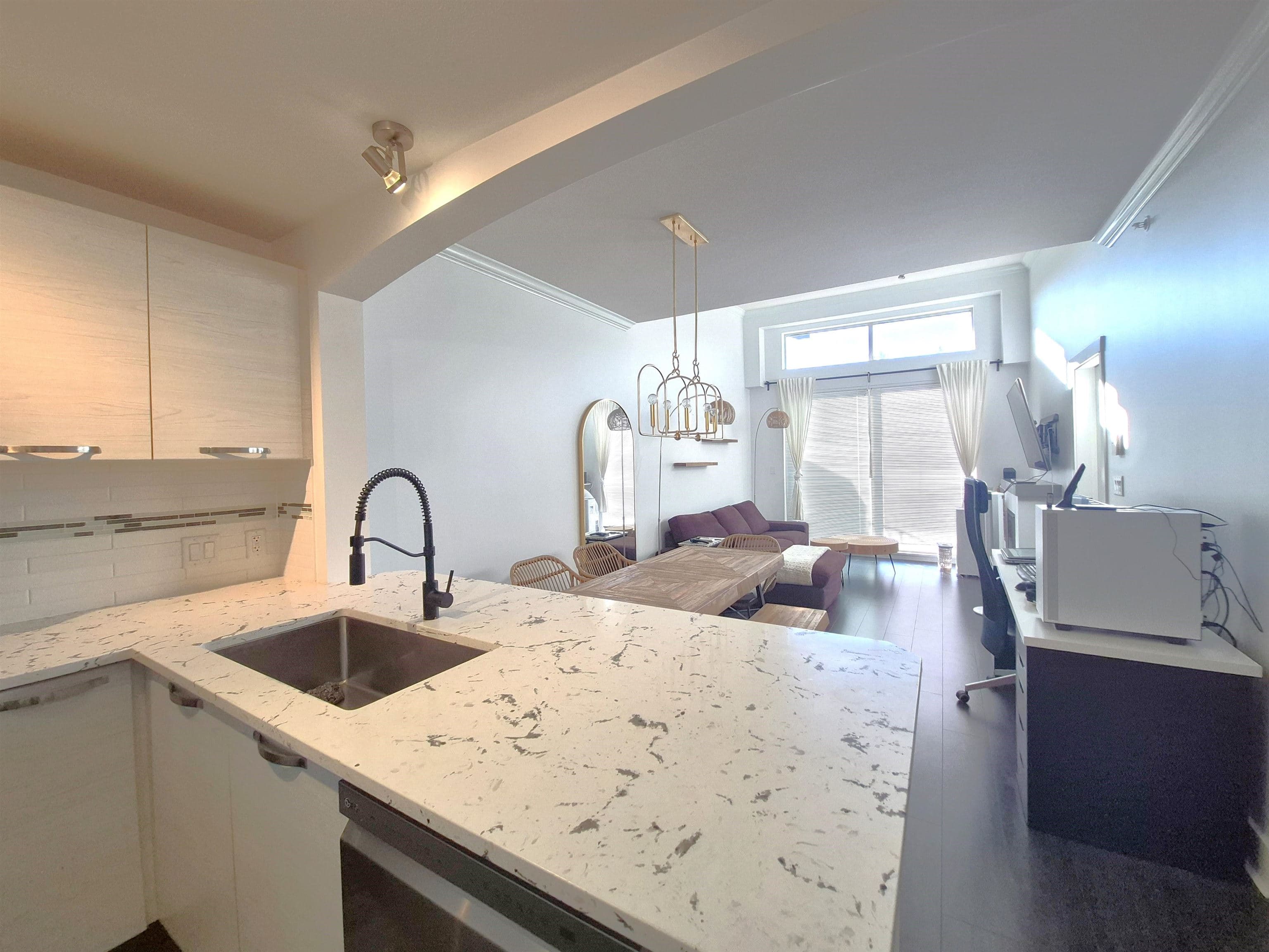 405 - 7478 Byrnepark Walk, Burnaby, V3N 0B5 — photo 5