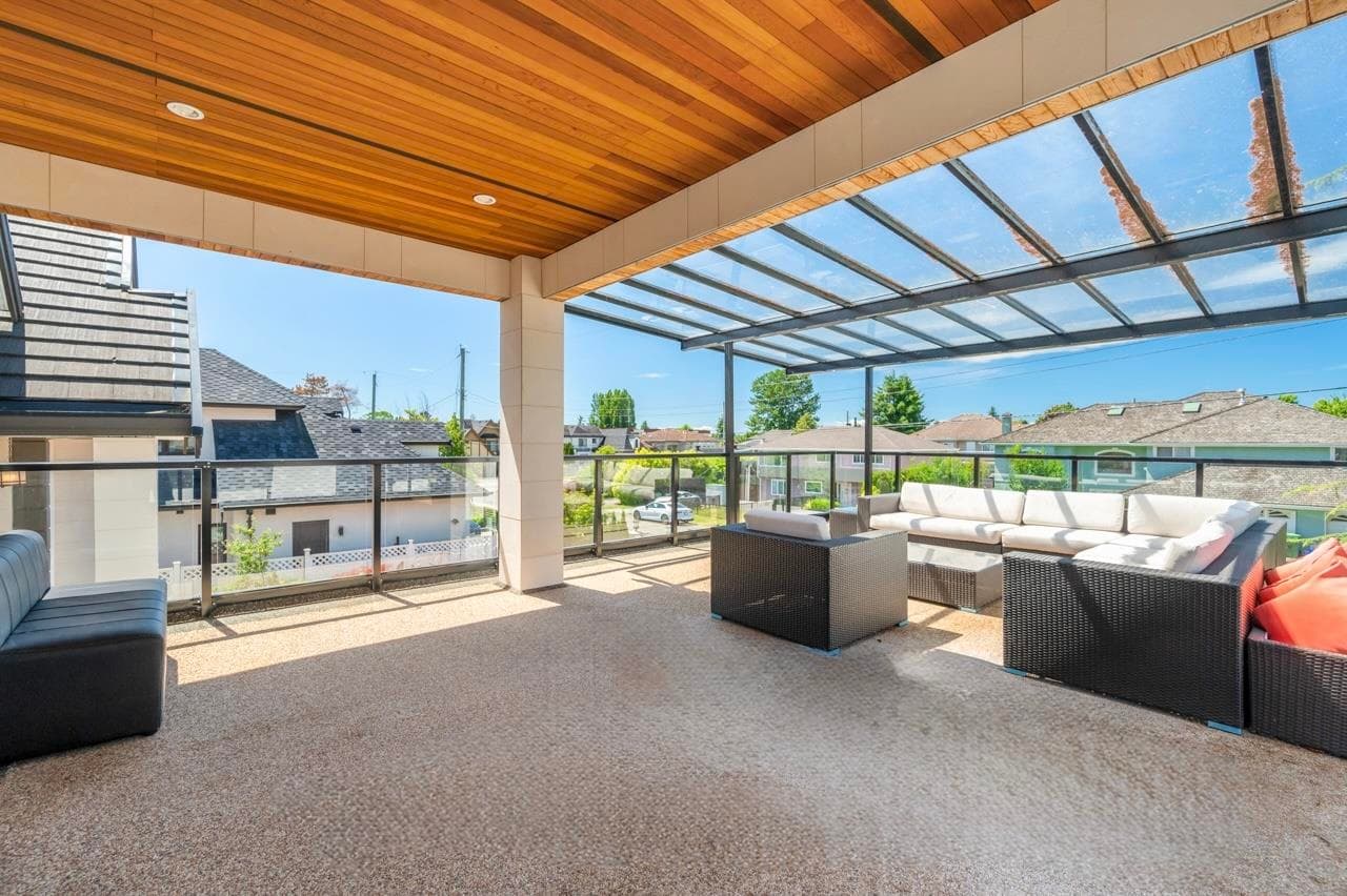 8520 Littlemore Place, Richmond, V7C 1R7 — photo 4