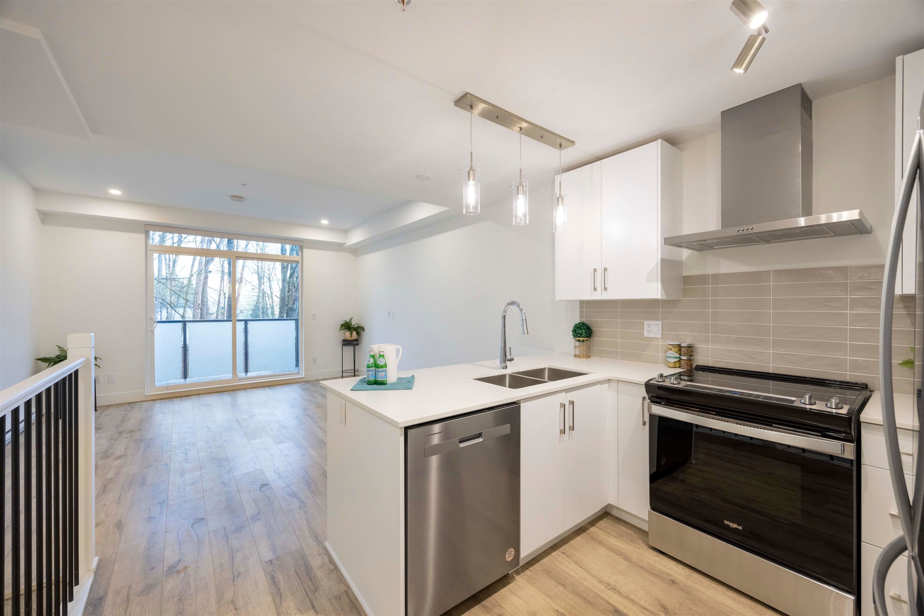 37 - 6328 King George Boulevard, Surrey