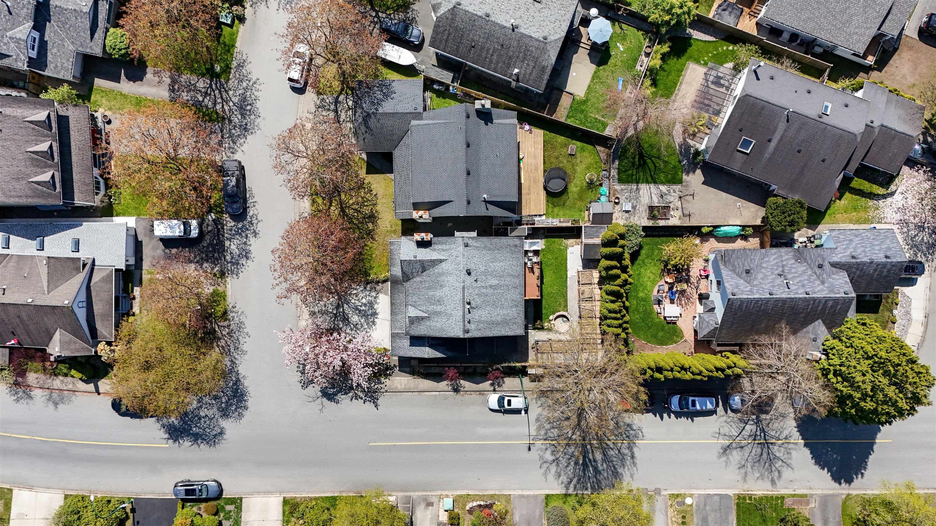883 Nairn Court, North Vancouver, V7H 2S4 — photo 3
