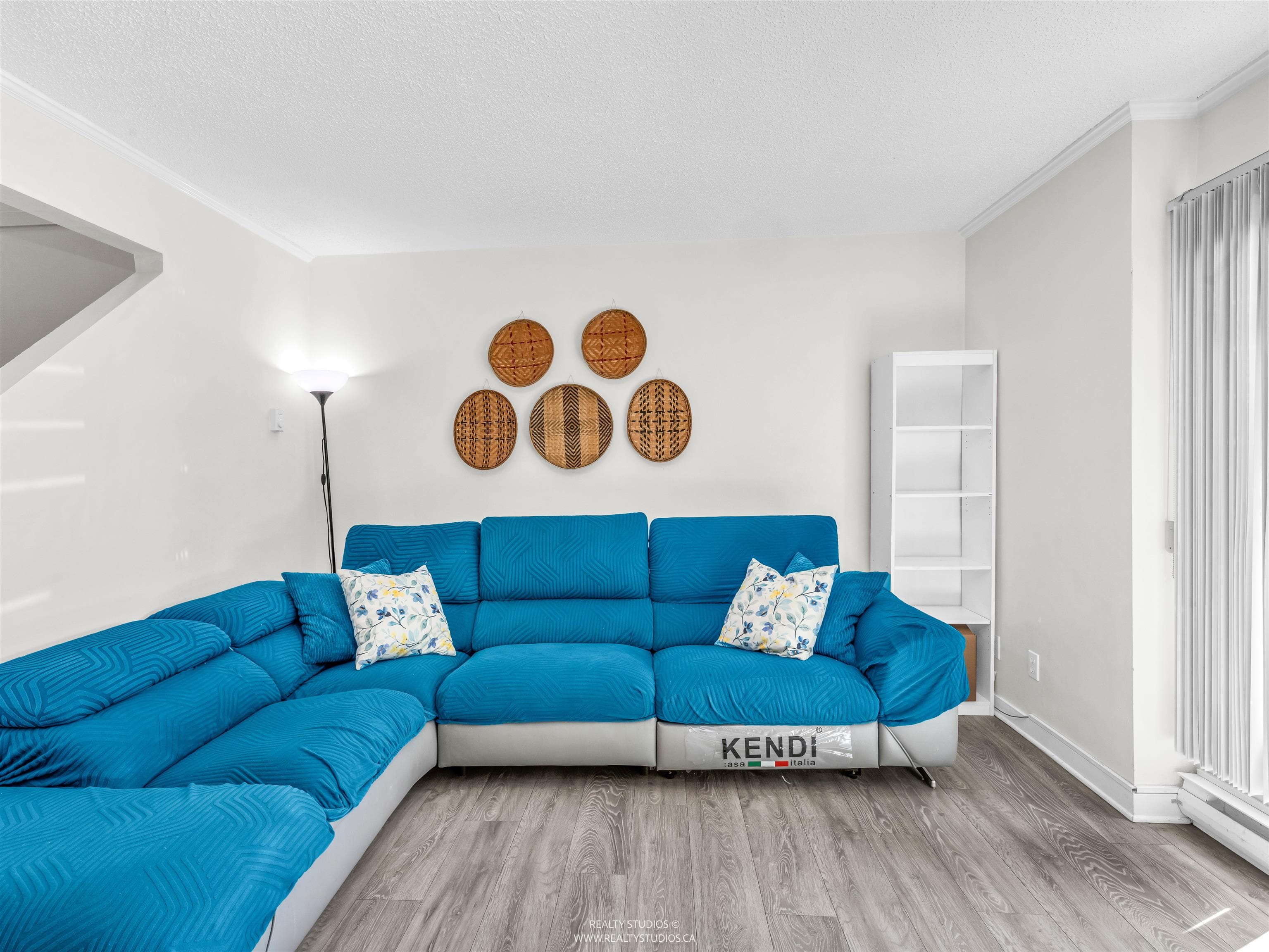 962 Howie Avenue, Coquitlam, V3J 1T3 — photo 2