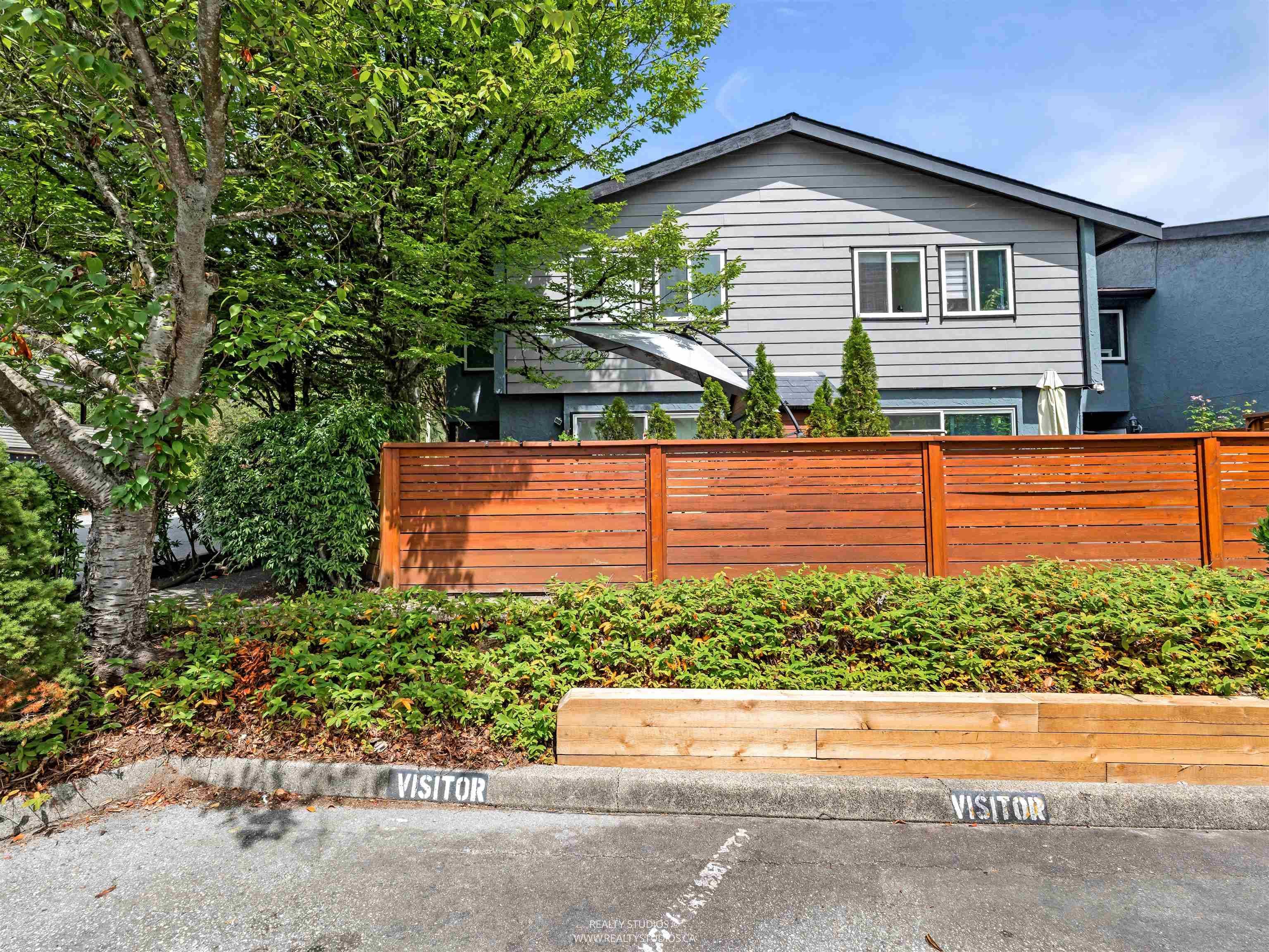962 Howie Avenue, Coquitlam