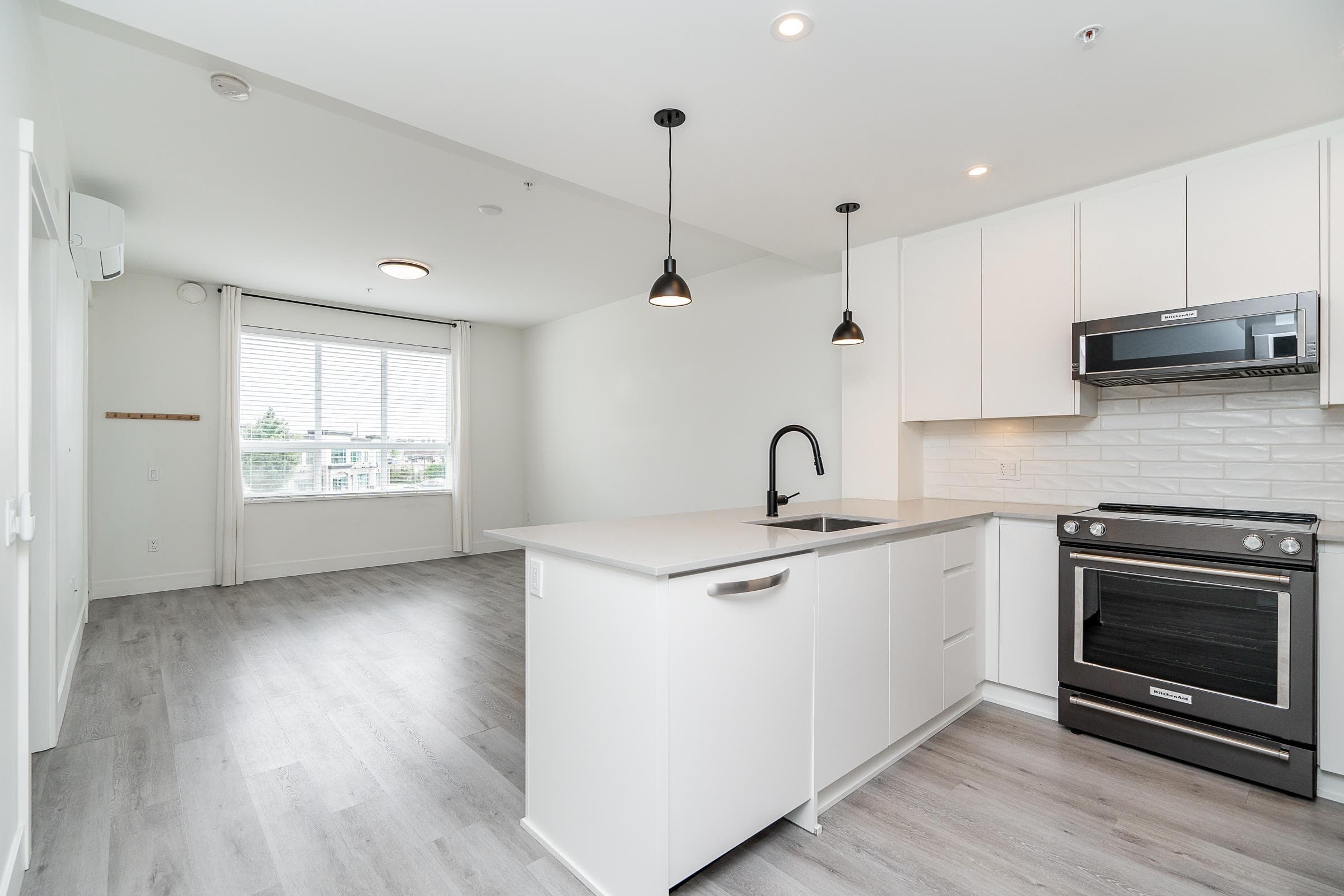 1205 - 2180 Kelly Avenue, Port Coquitlam, V3C 0S6 — photo 2