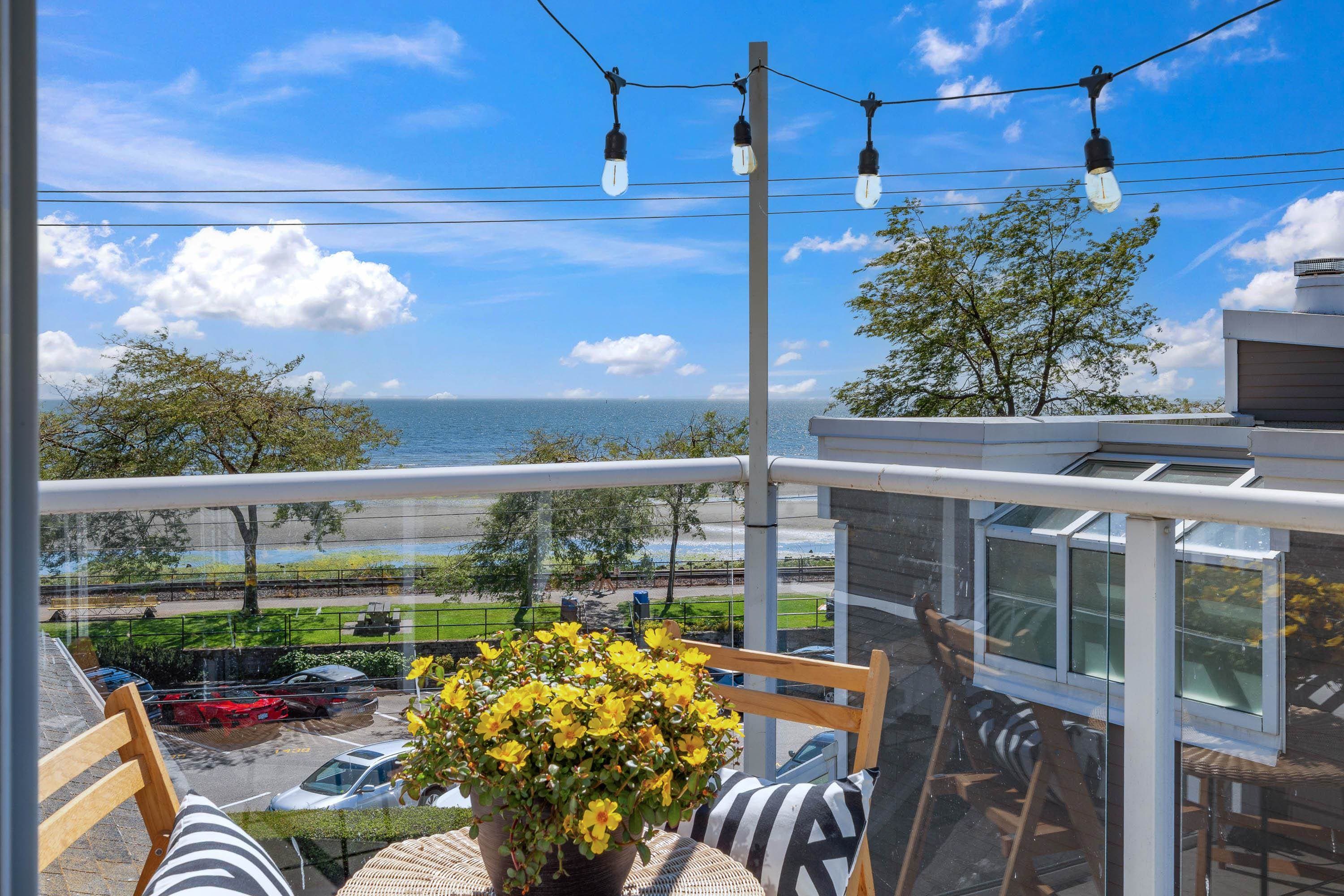 1107 Elm Street, White Rock