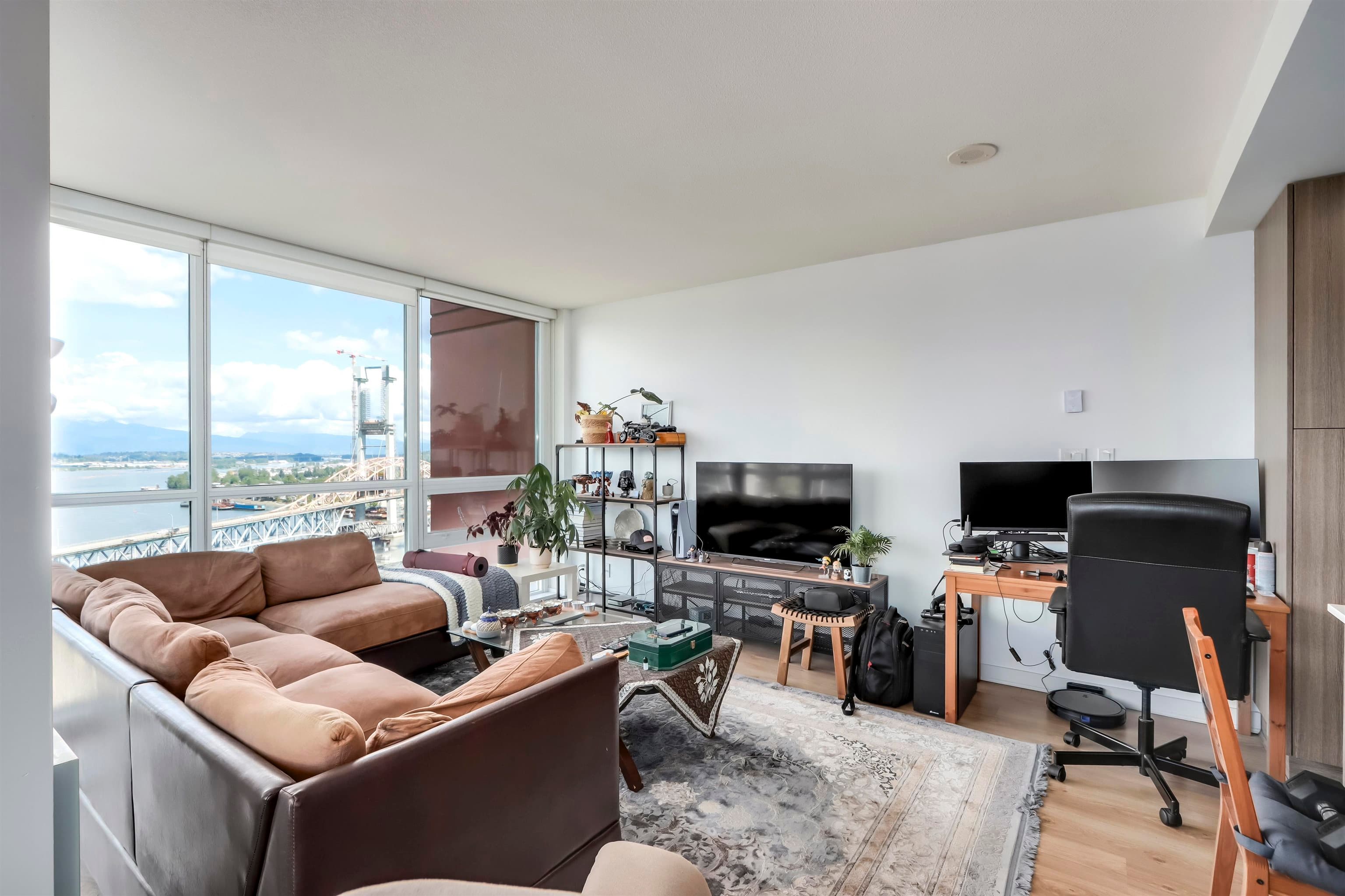 2101 - 125 Columbia Street, New Westminster, V3L 0G8 — photo 5