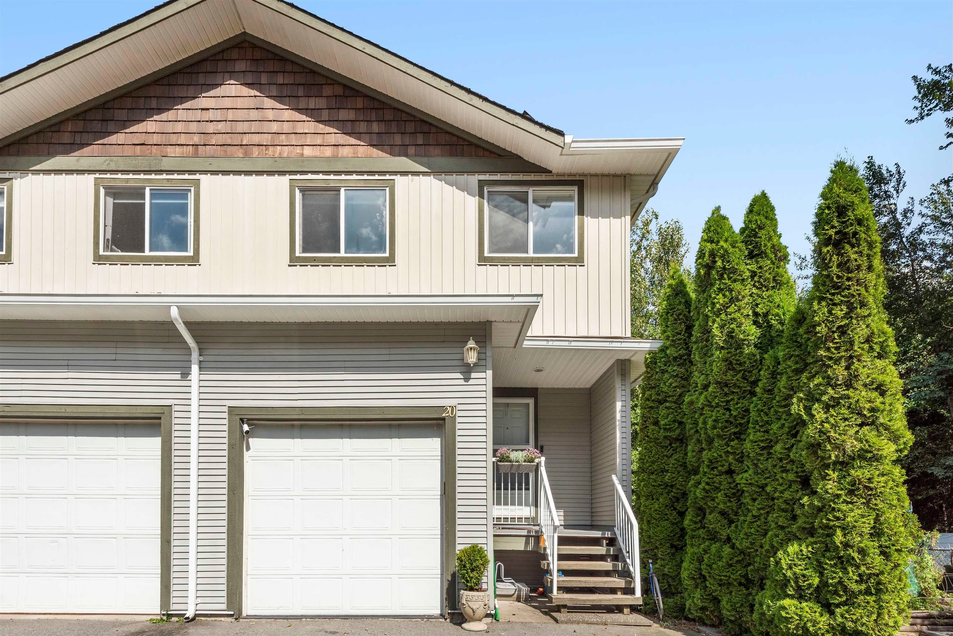 20 - 39754 Government Road, Squamish, V8B 0G3 — photo 1