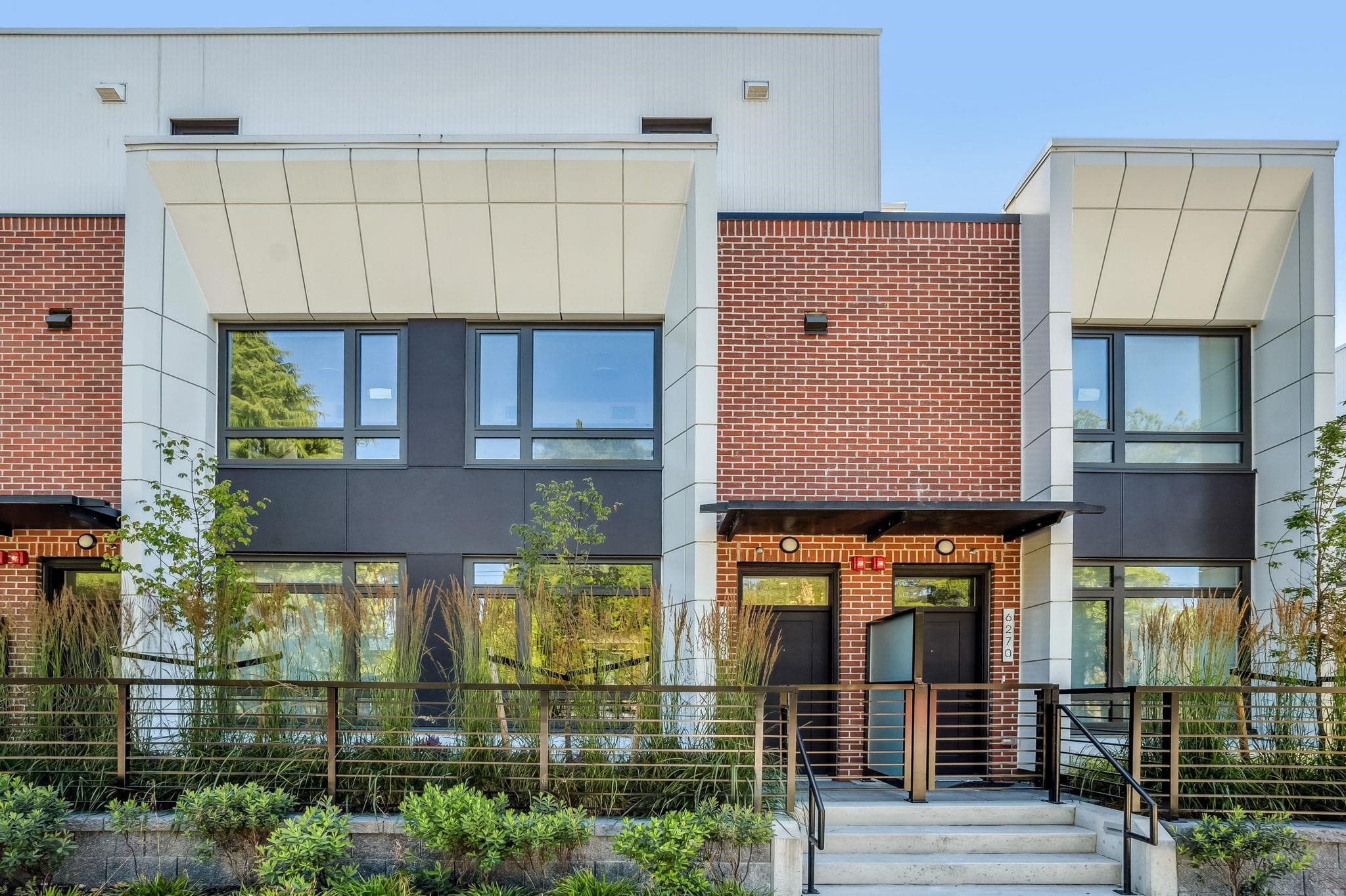 6268 Oak Street, Vancouver