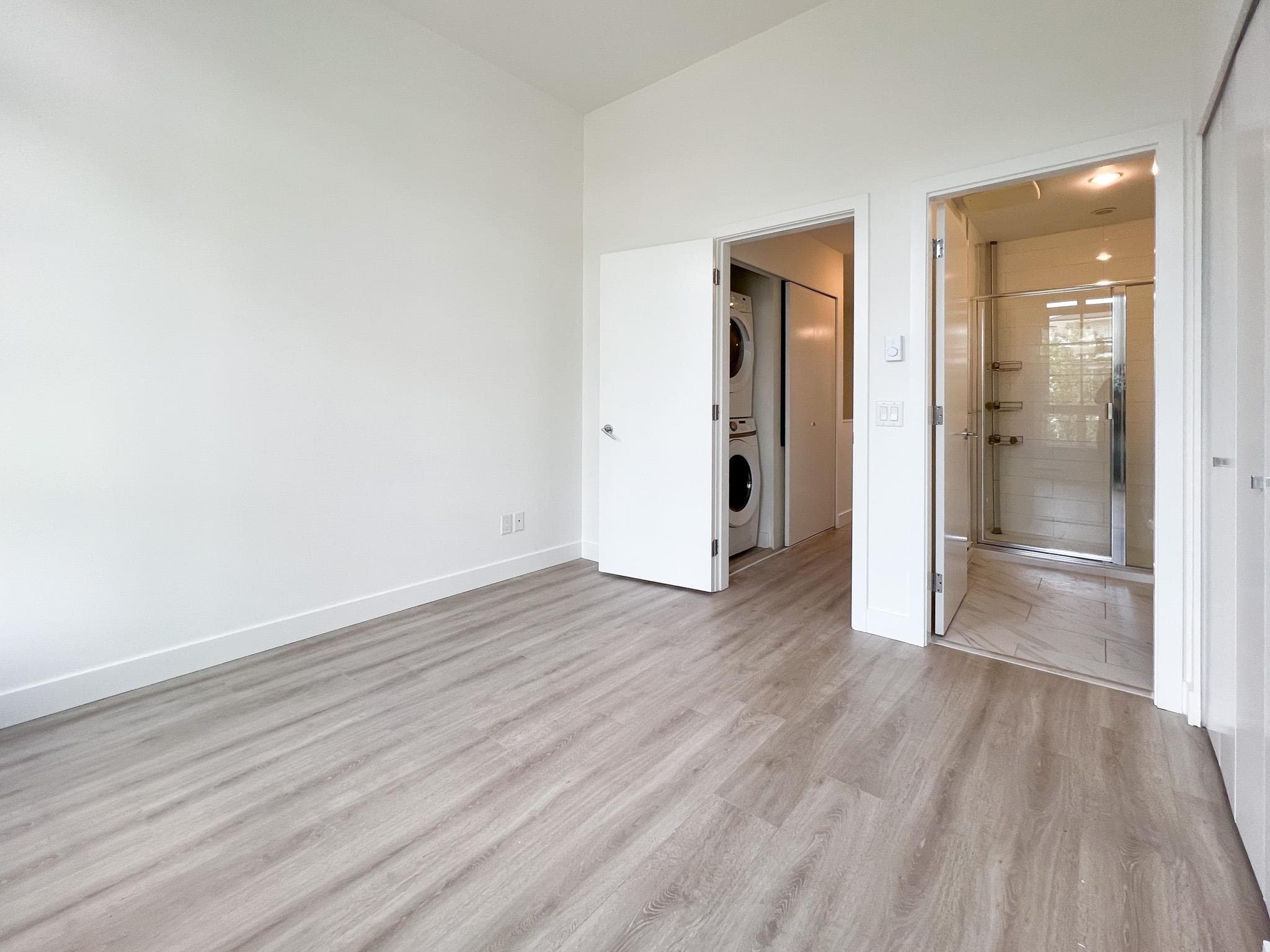 105 - 548 Foster Avenue, Coquitlam, V3J 0E2 — photo 5