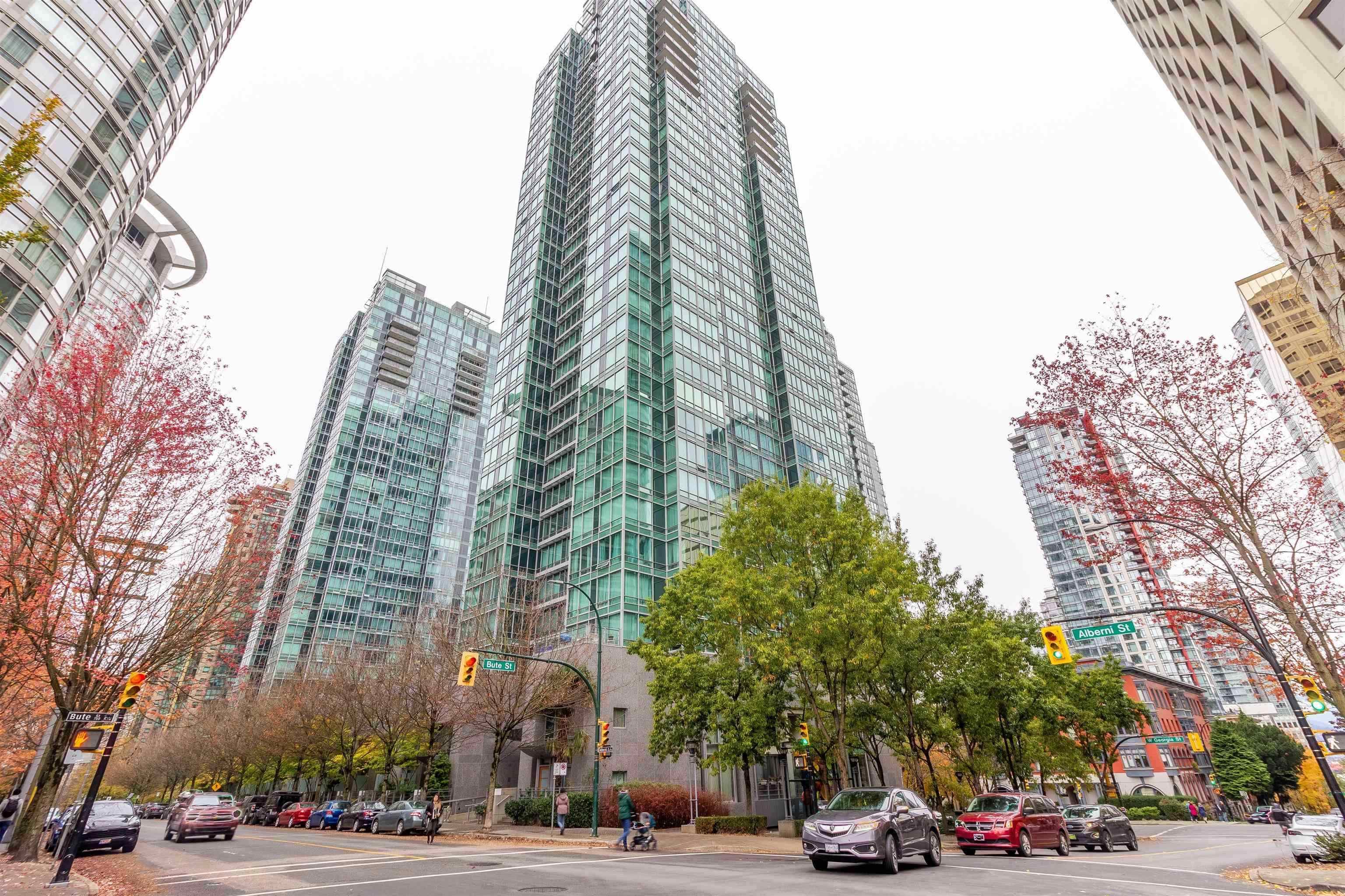 1203 - 1200 Georgia Street, Vancouver, V6E 4R2 — photo 2