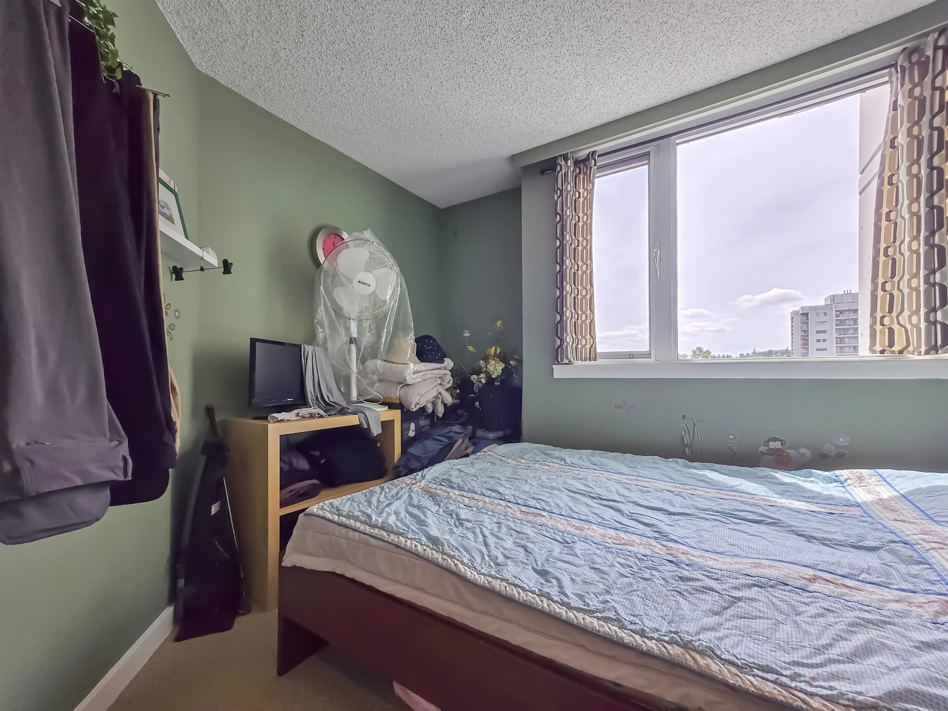 708 - 3980 Carrigan Court, Burnaby, V3N 4S6 — photo 4