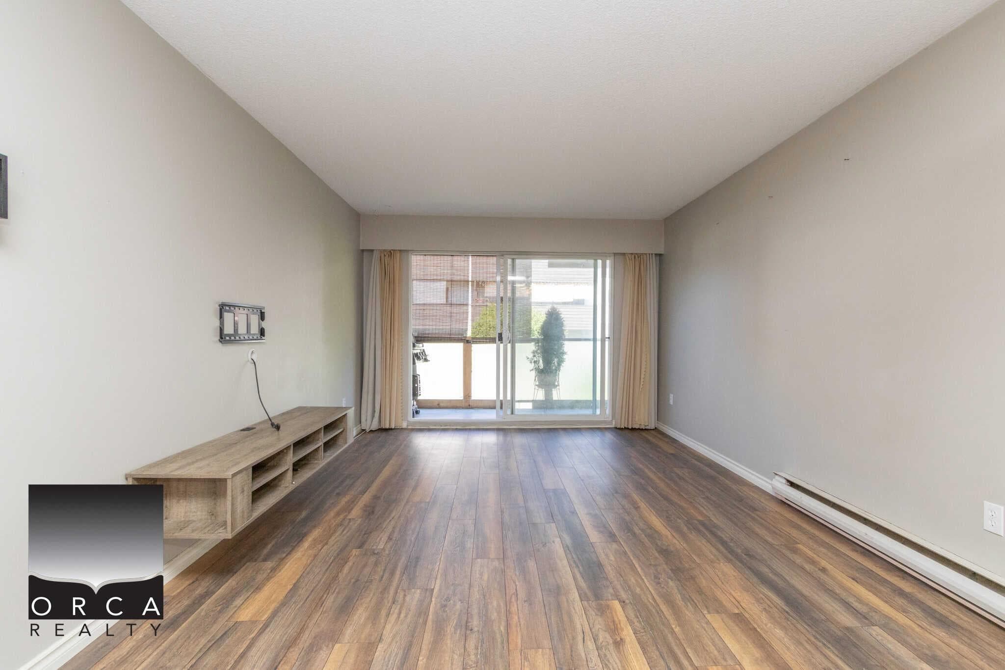 206 - 212 Forbes Avenue, North Vancouver, V7M 3E5 — photo 3
