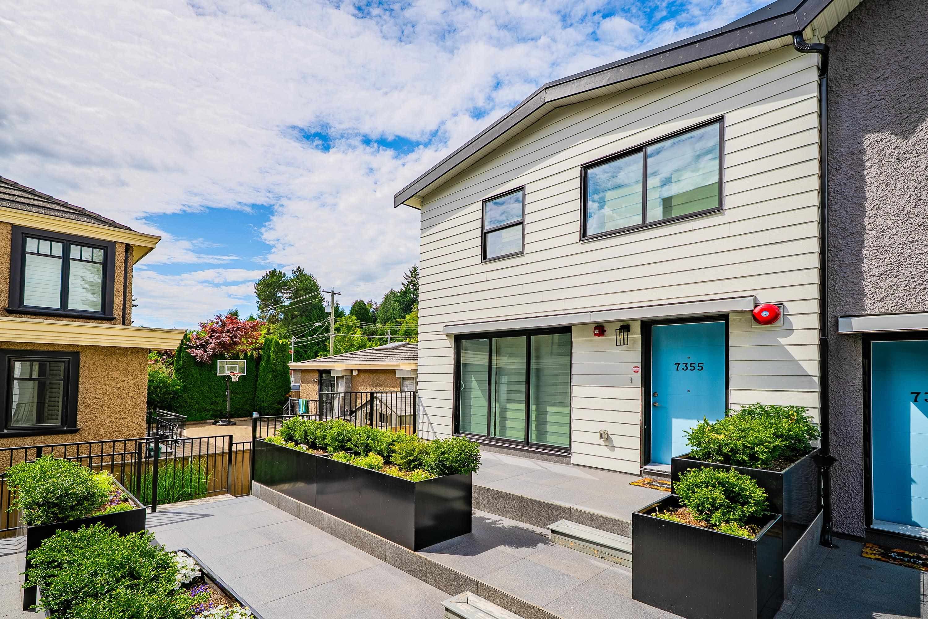 7355 Oak Street, Vancouver, V6P 0B3 — photo 3