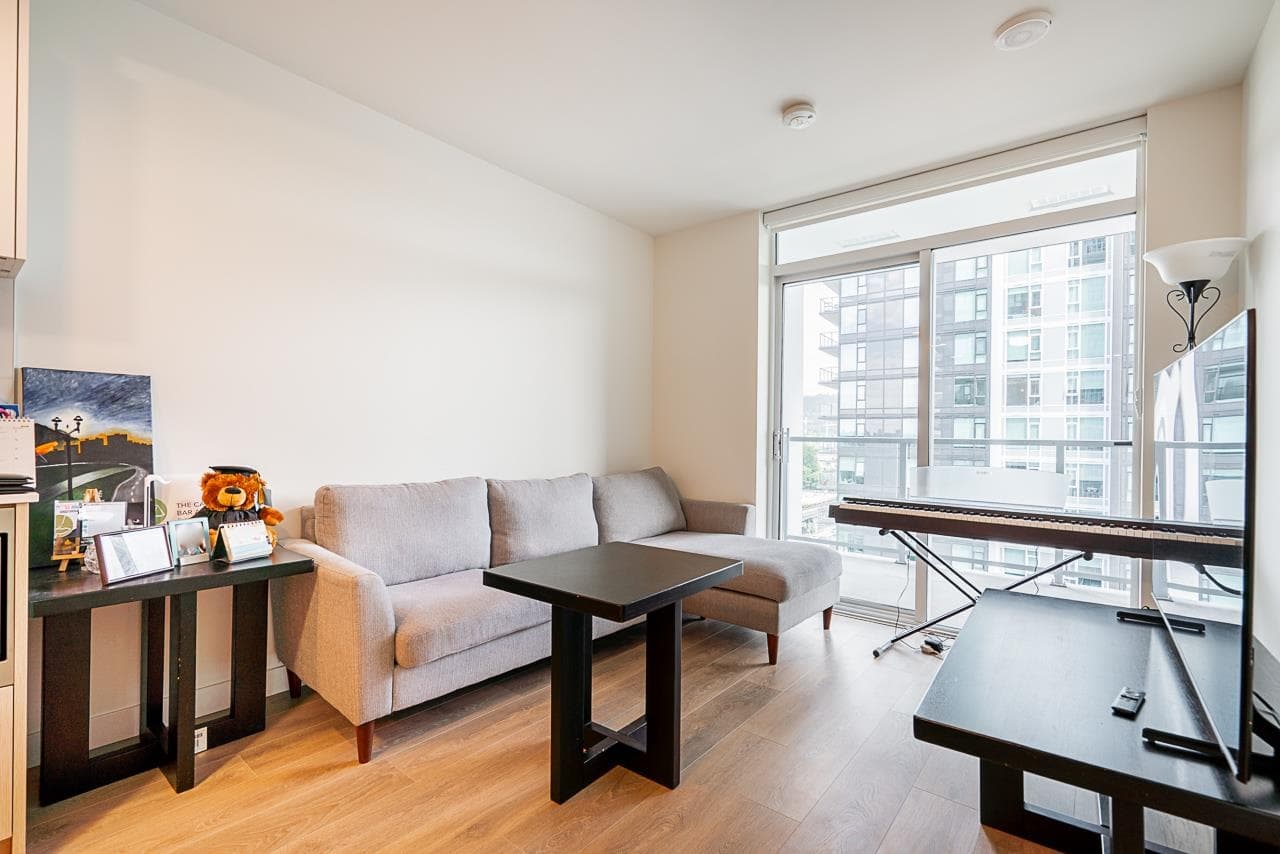 1306 - 308 Alderson Avenue, Coquitlam, V3K 0J2 — photo 2