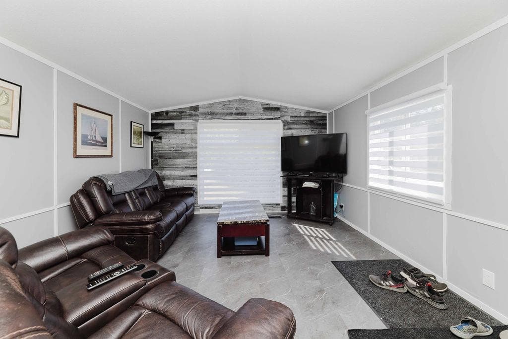 69 - 1413 Sunshine Coast Highway, Gibsons, V0N 1V5 — photo 3