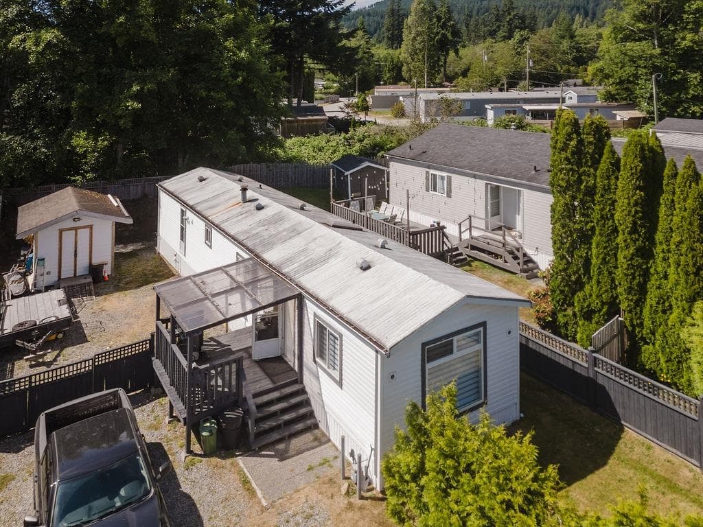 69 - 1413 Sunshine Coast Highway, Gibsons, V0N 1V5 — photo 1