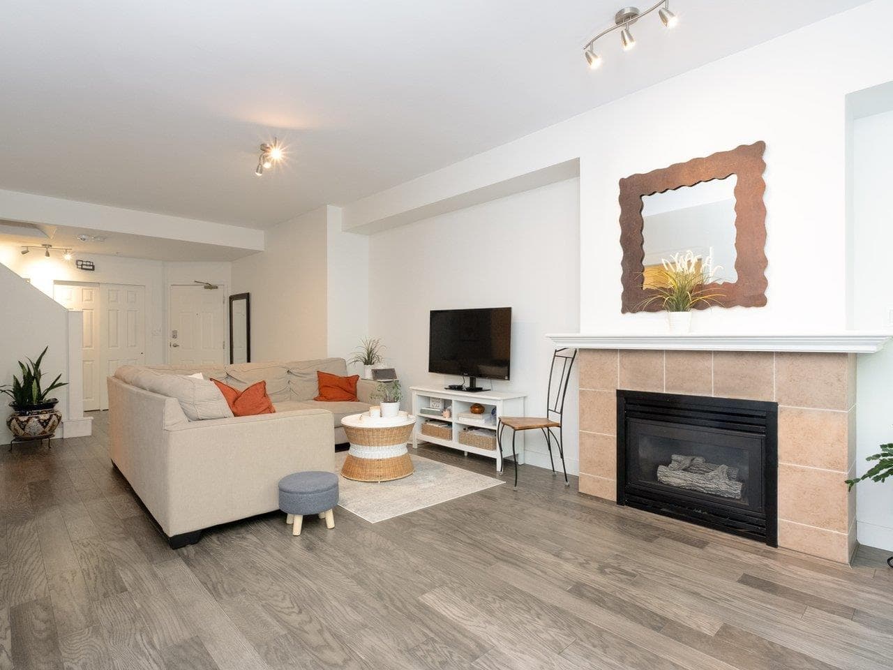 204 - 3600 Windcrest Drive, North Vancouver, V7G 2S5 — photo 5