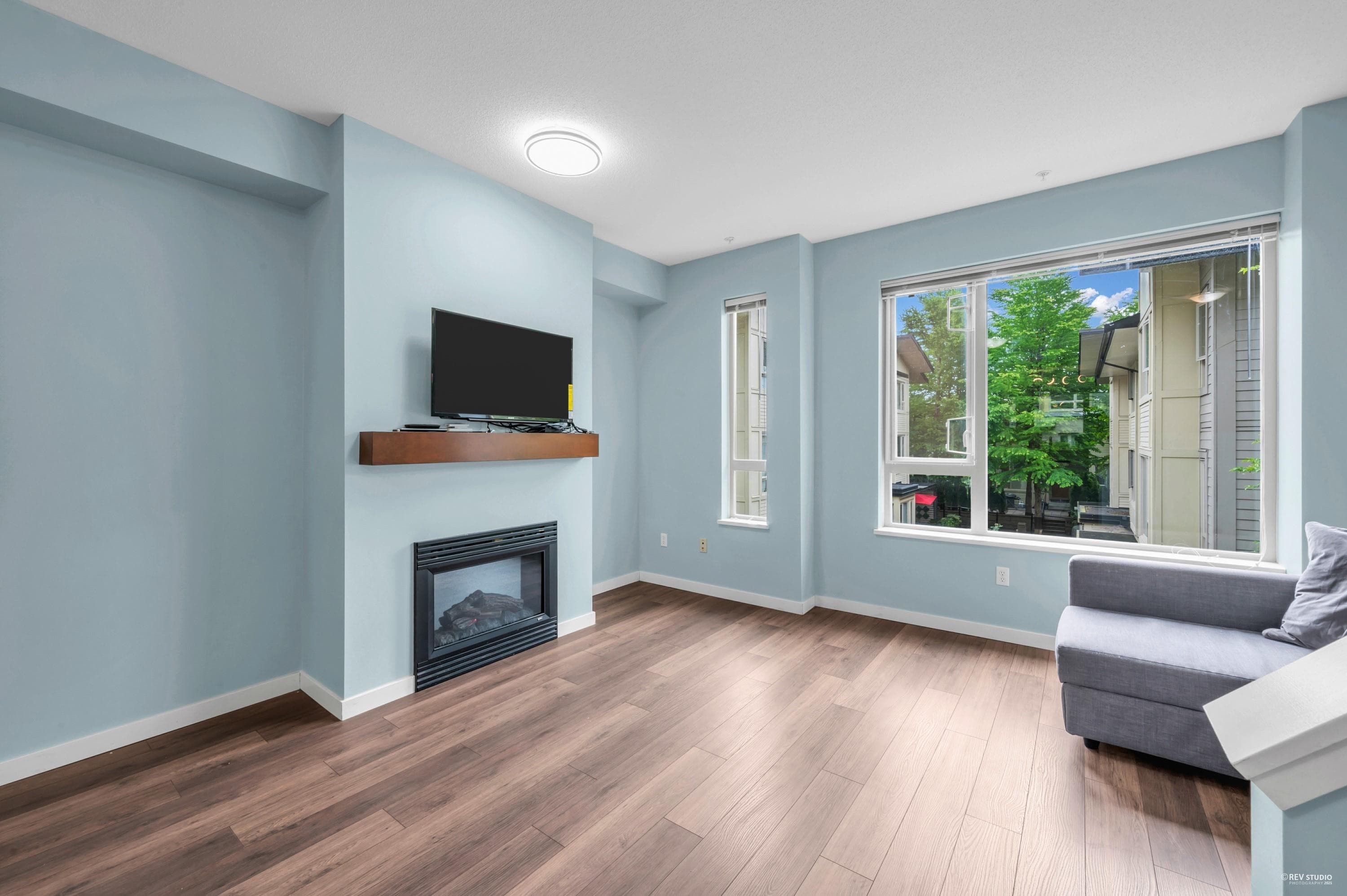 51 - 9229 University Crescent, Burnaby, V5A 4Z2 — photo 3