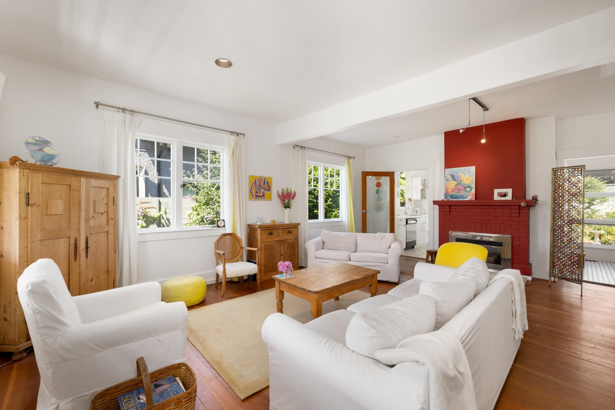 2433 Mathers Avenue, West Vancouver, V7V 2H9 — photo 4