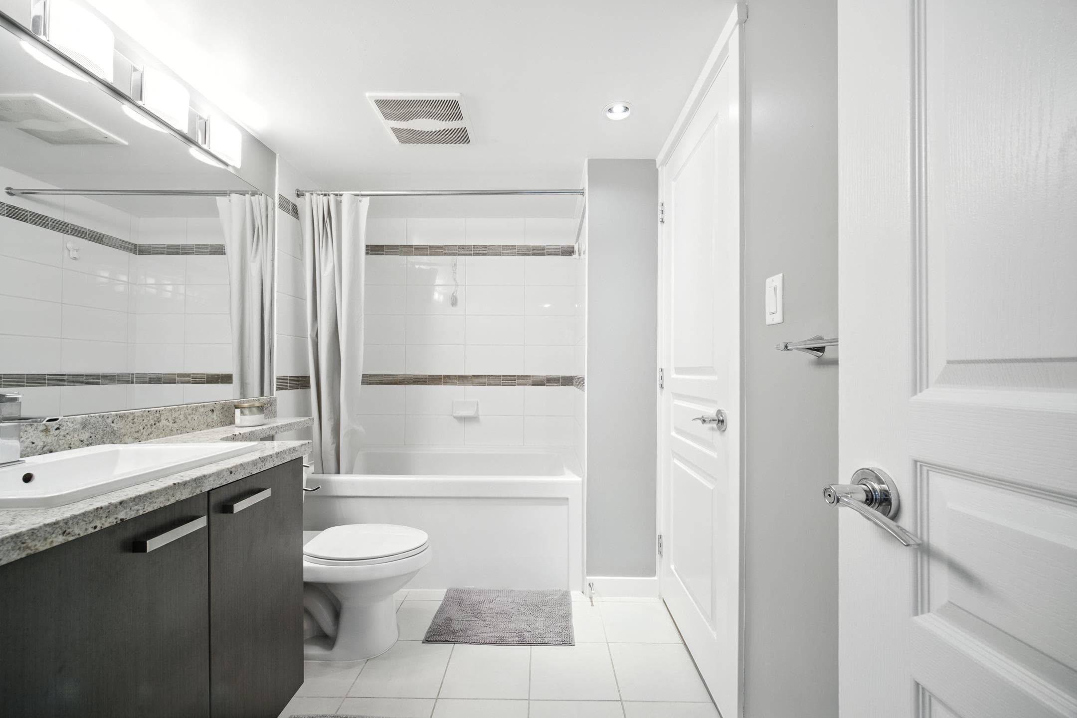 118 - 9399 Tomicki Avenue, Richmond, V6X 0H6 — photo 3