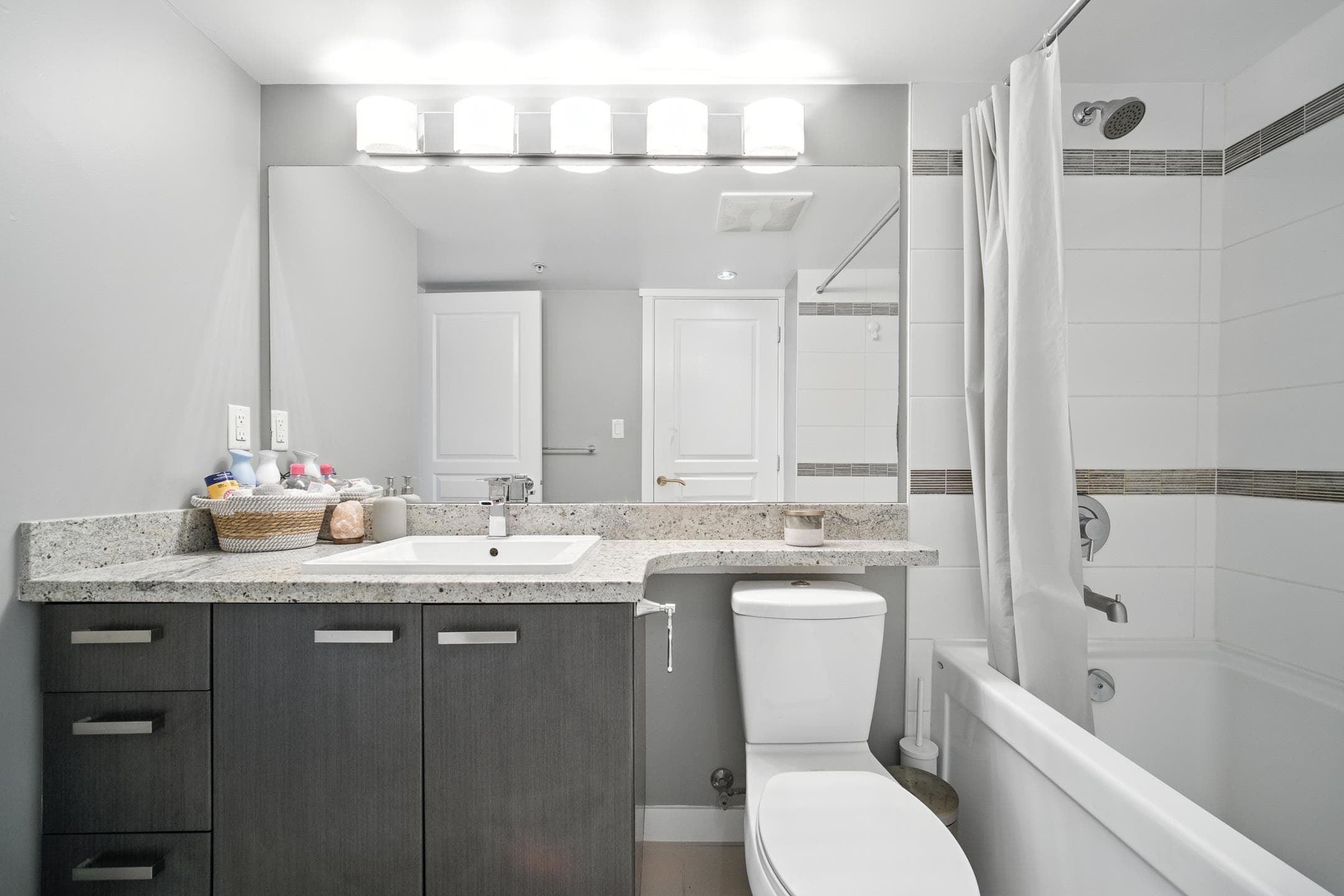 118 - 9399 Tomicki Avenue, Richmond, V6X 0H6 — photo 5