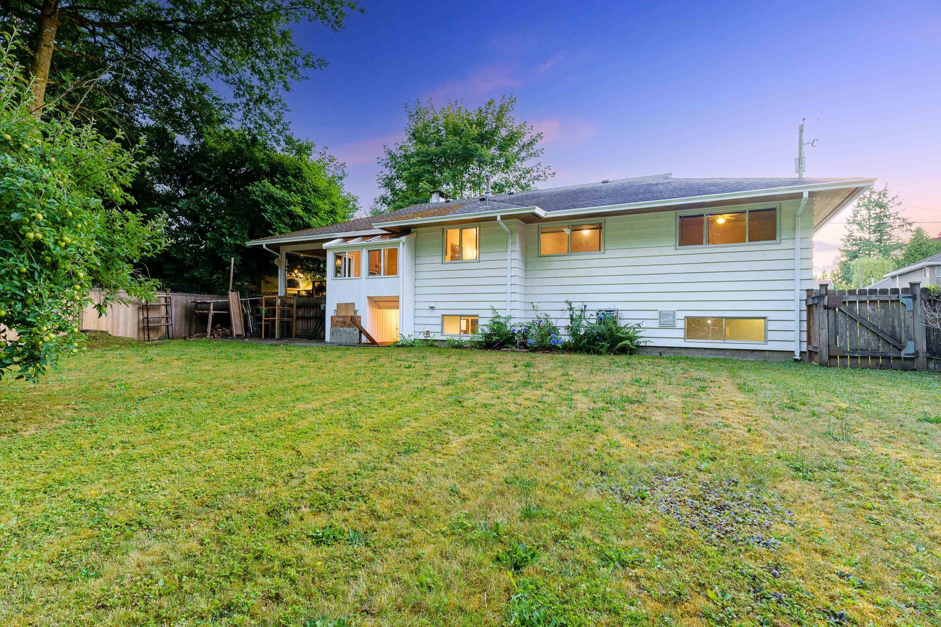 11542 Wood Street, Maple Ridge