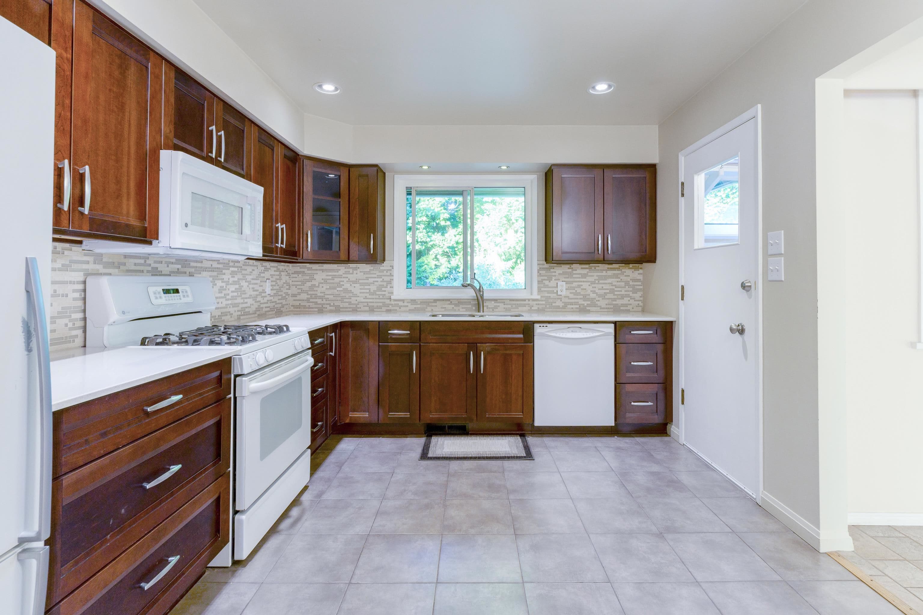 11542 Wood Street, Maple Ridge, V2X 4Z9 — photo 5