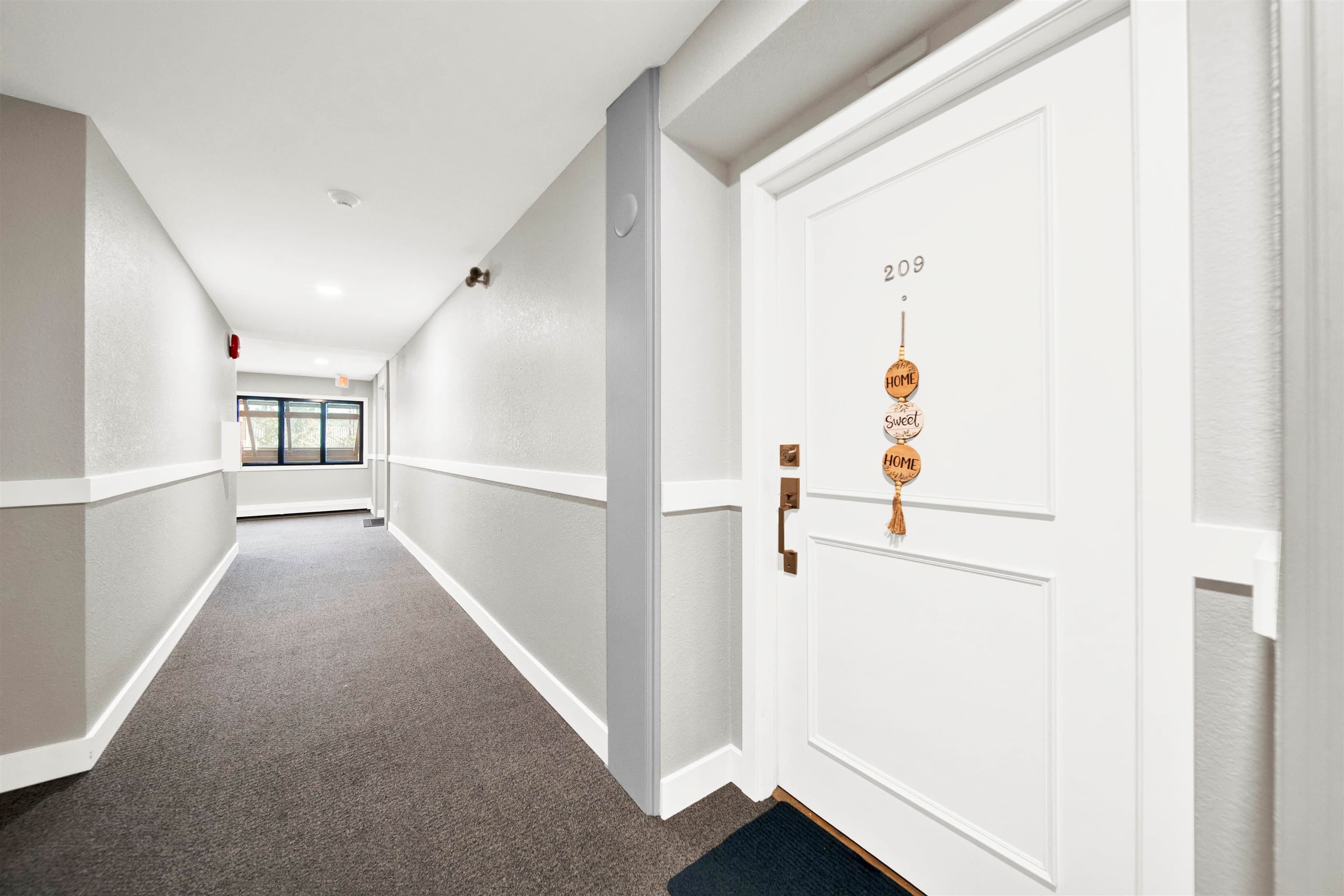 209 - 1830 E Southmere Crescent, Surrey, V4A 9C2 — photo 3