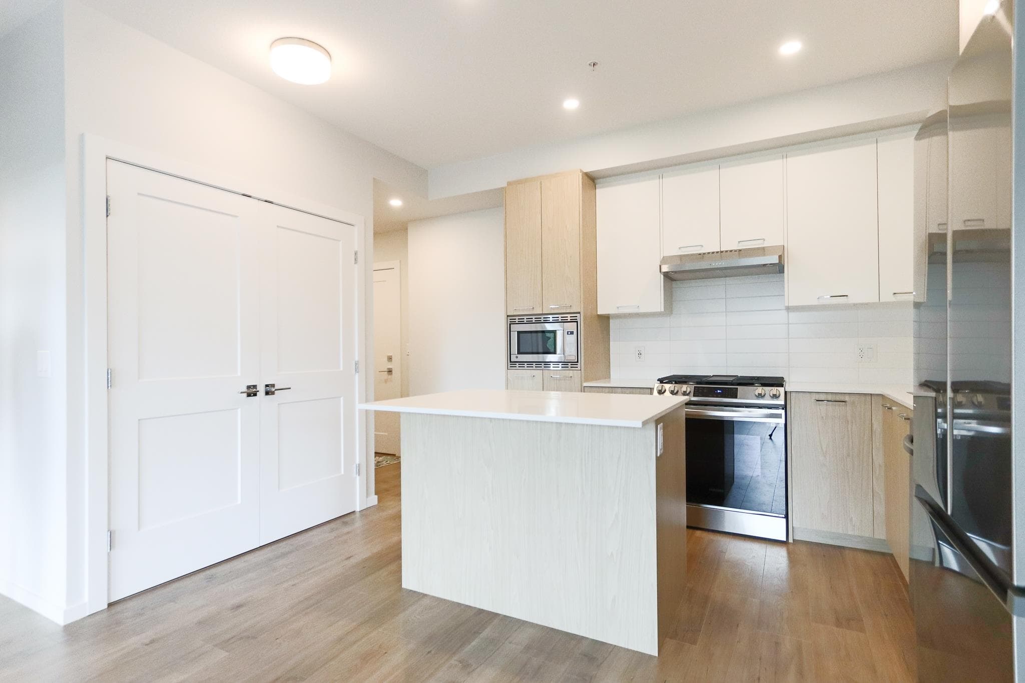3317 148 Street, Surrey, V4P 1A8 — photo 3