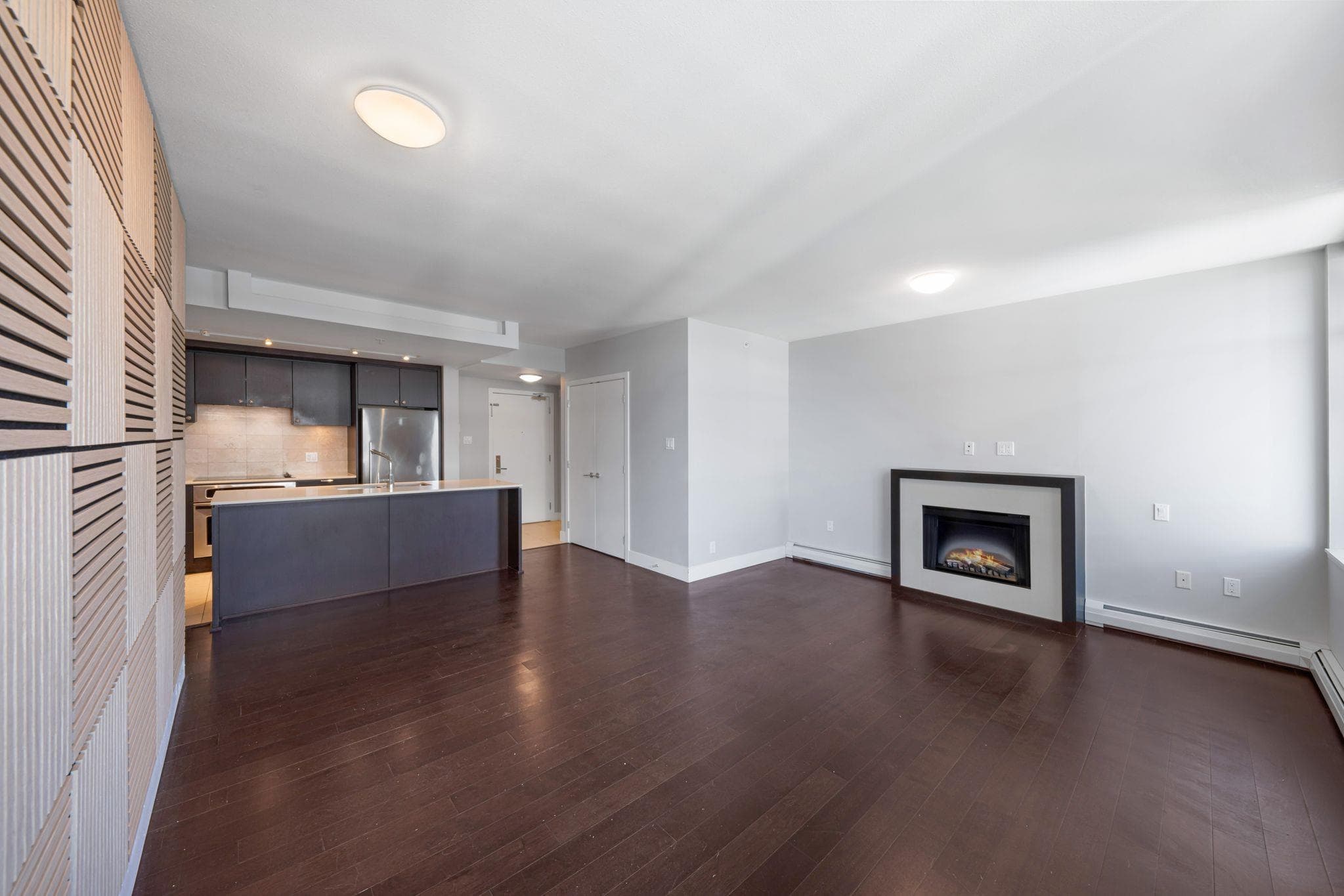 1706 - 1320 Chesterfield Avenue, North Vancouver, V7M 0A6 — photo 3