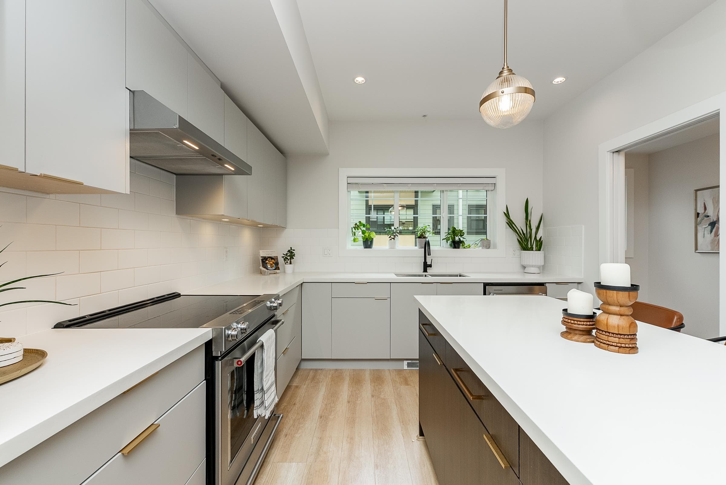 202 - 80 Elgin Street, Port Moody, V3H 0M6 — photo 3