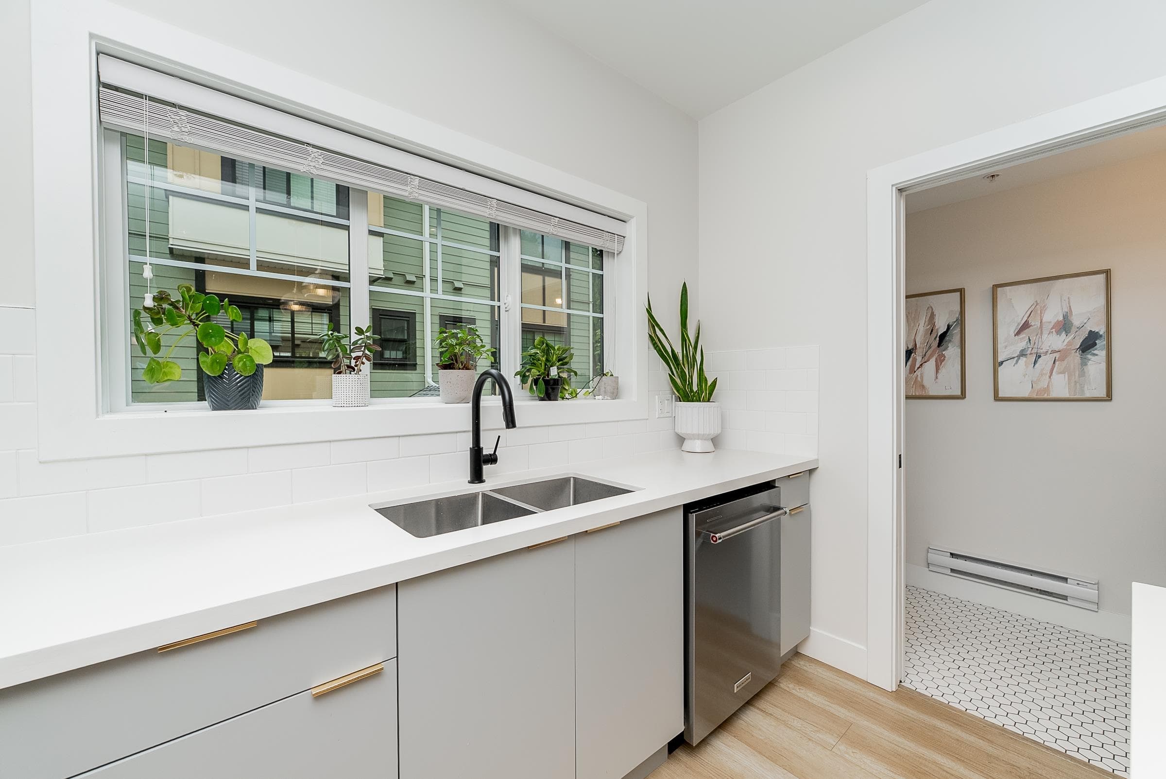 202 - 80 Elgin Street, Port Moody, V3H 0M6 — photo 4